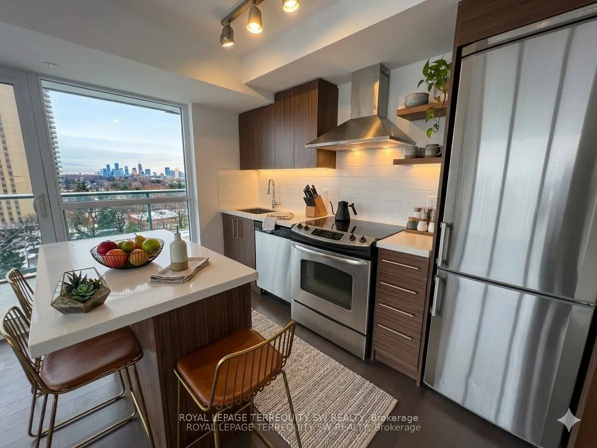 58 Orchard View Boulevard #902
