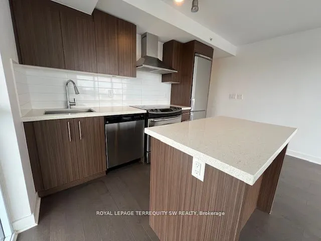 58 Orchard View Boulevard #902