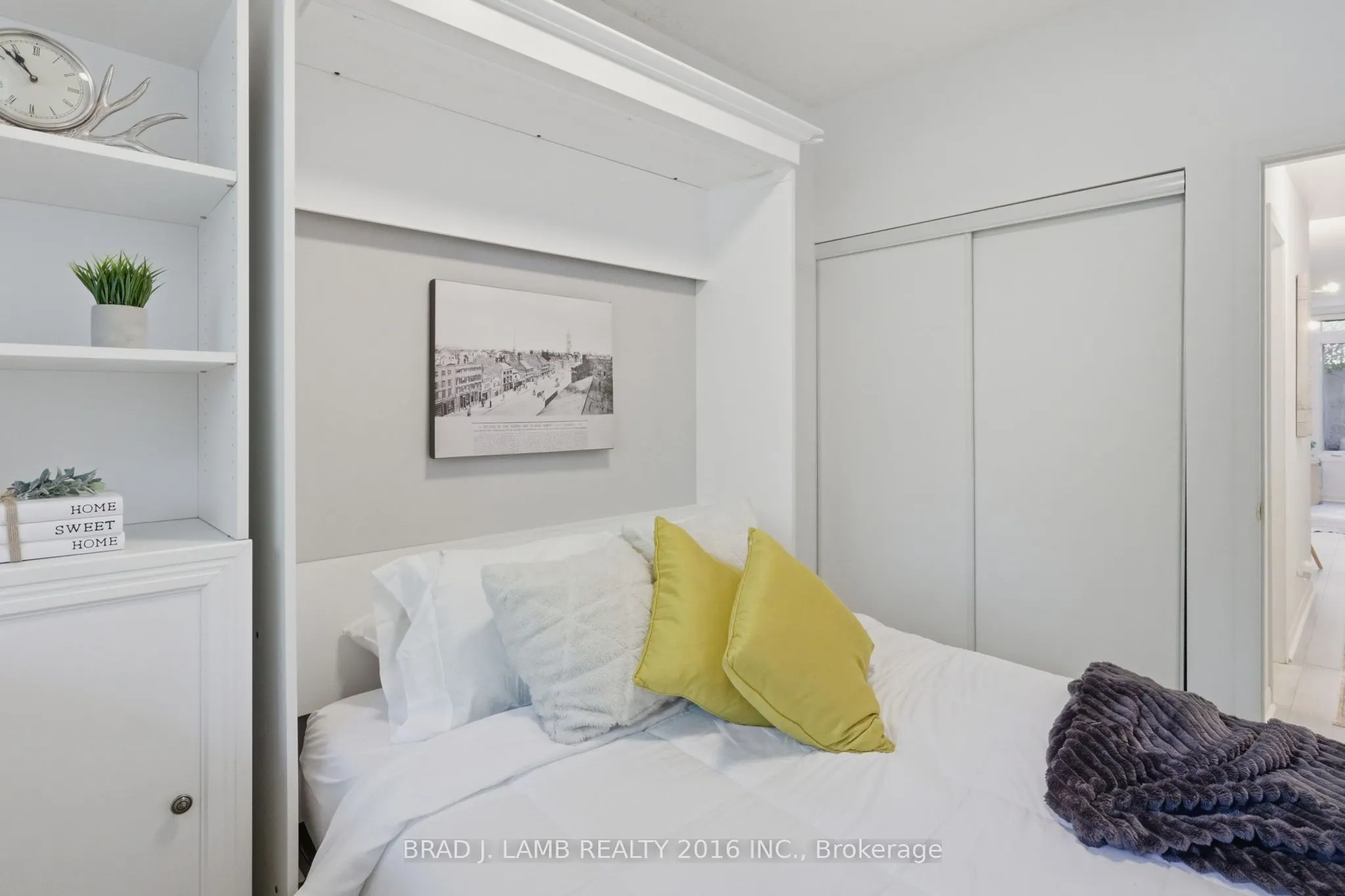 80 Carr Street #29