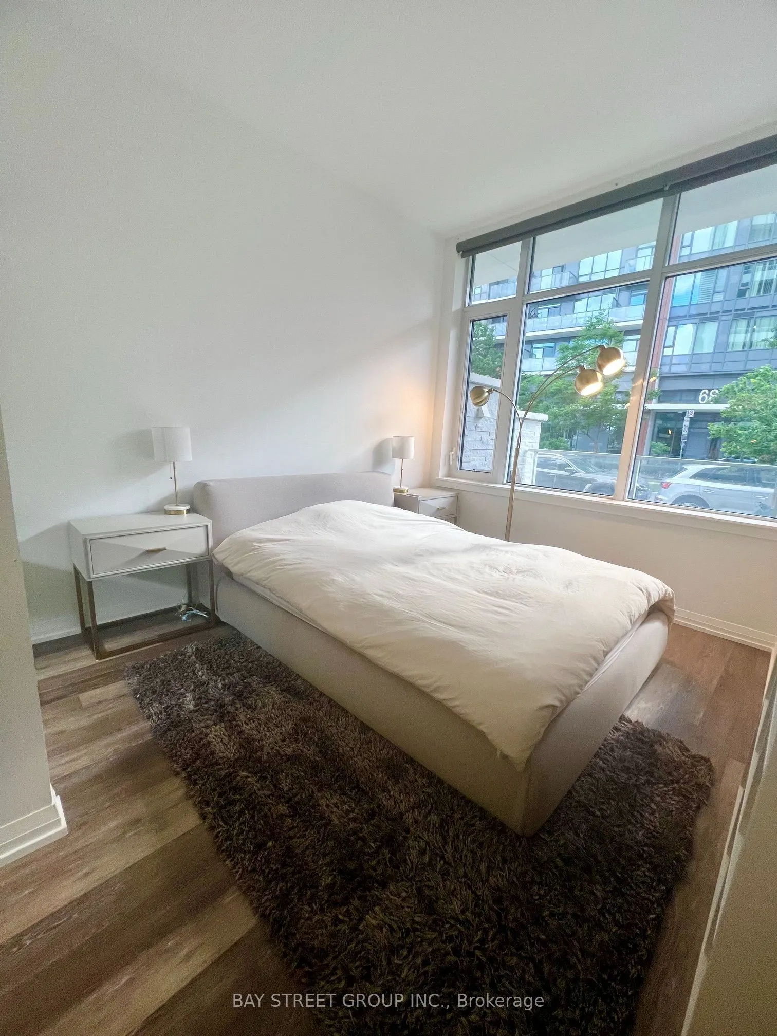 75 Canterbury Place #102