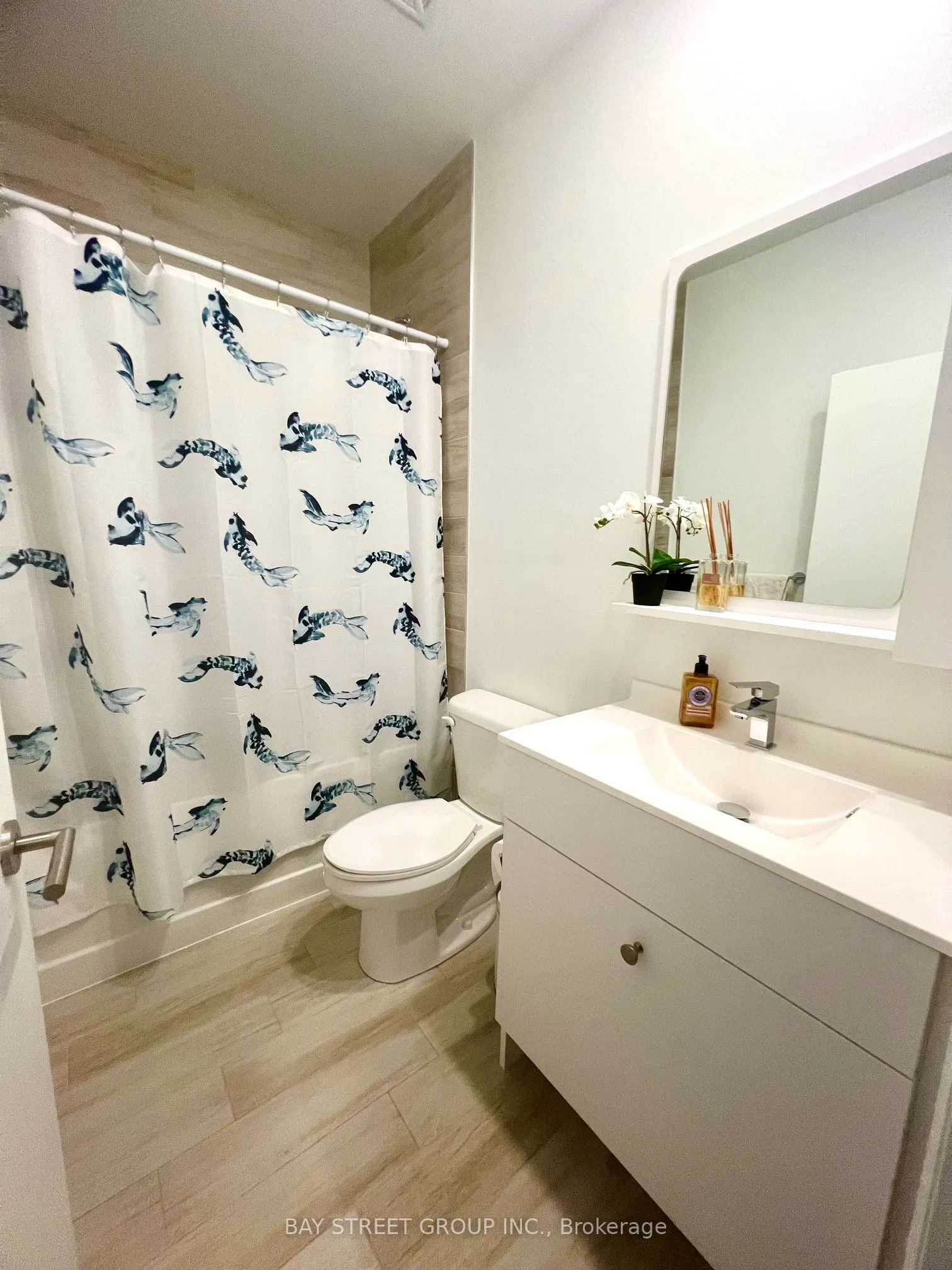 75 Canterbury Place #102