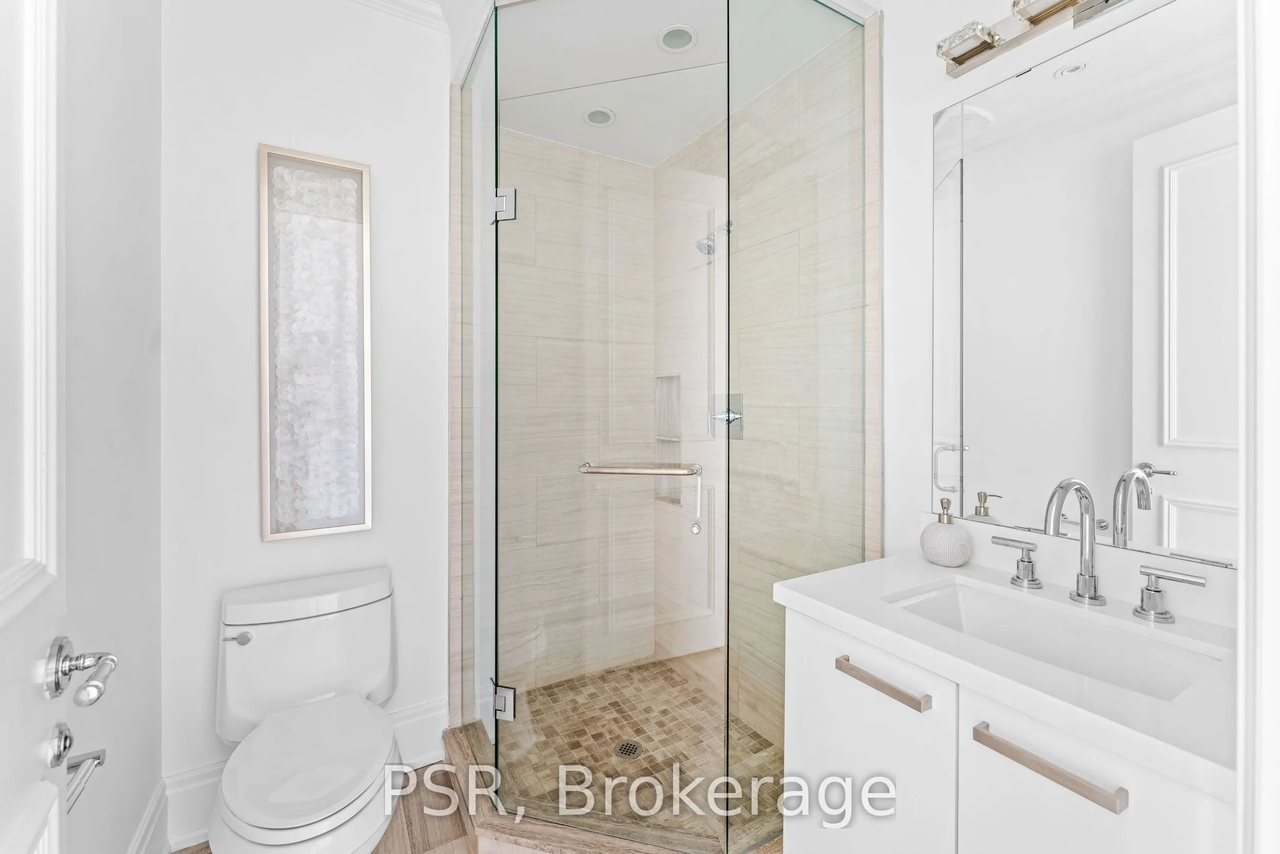 311 Bay Street #4804