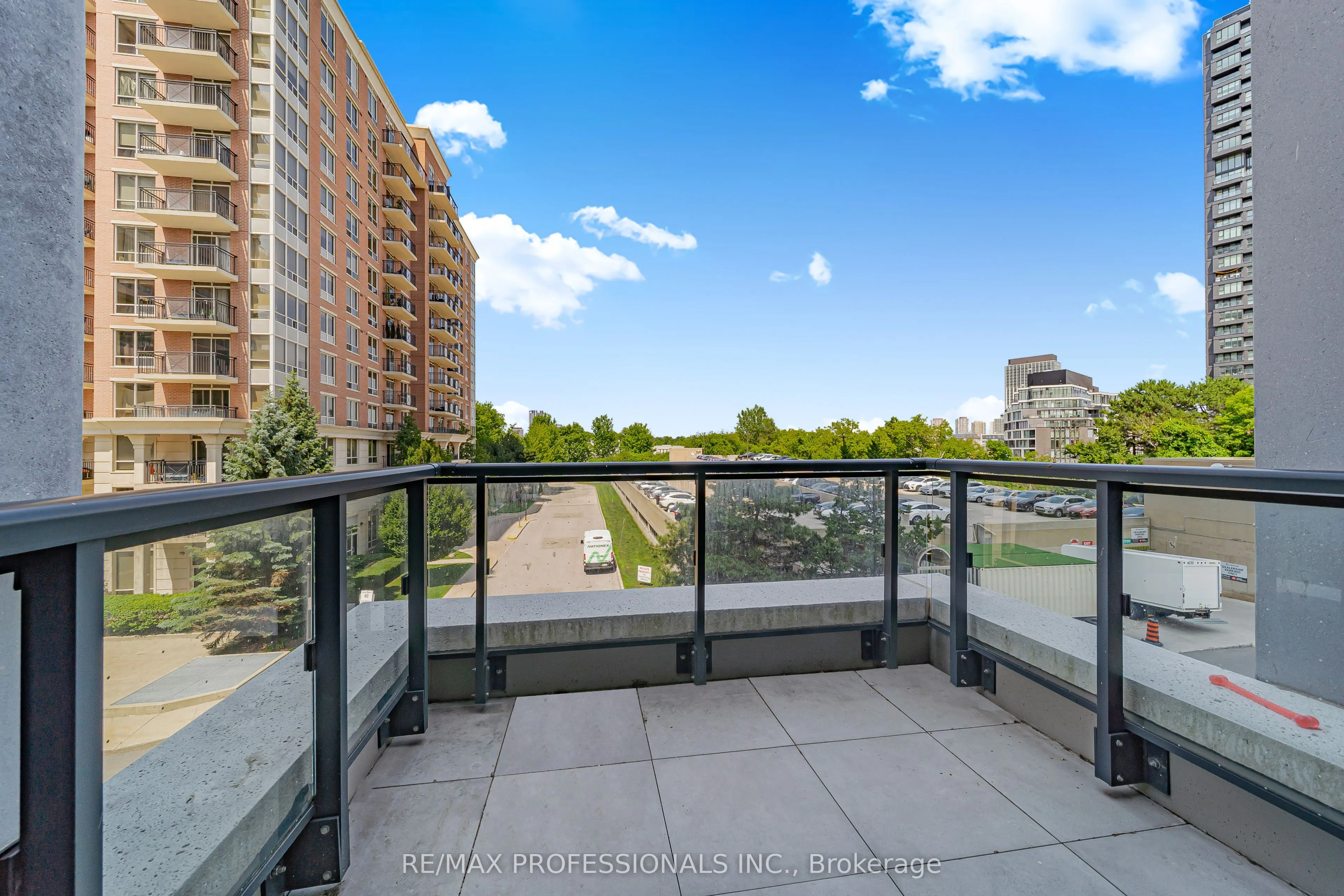 30 Inn The Park Drive #407