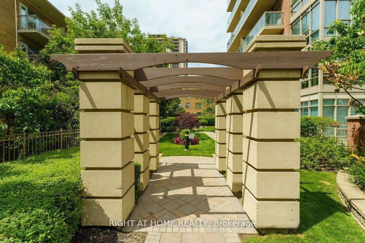 900 Mount Pleasant Road #327