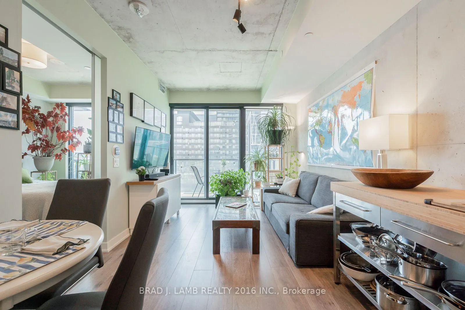 55 Ontario Street #607