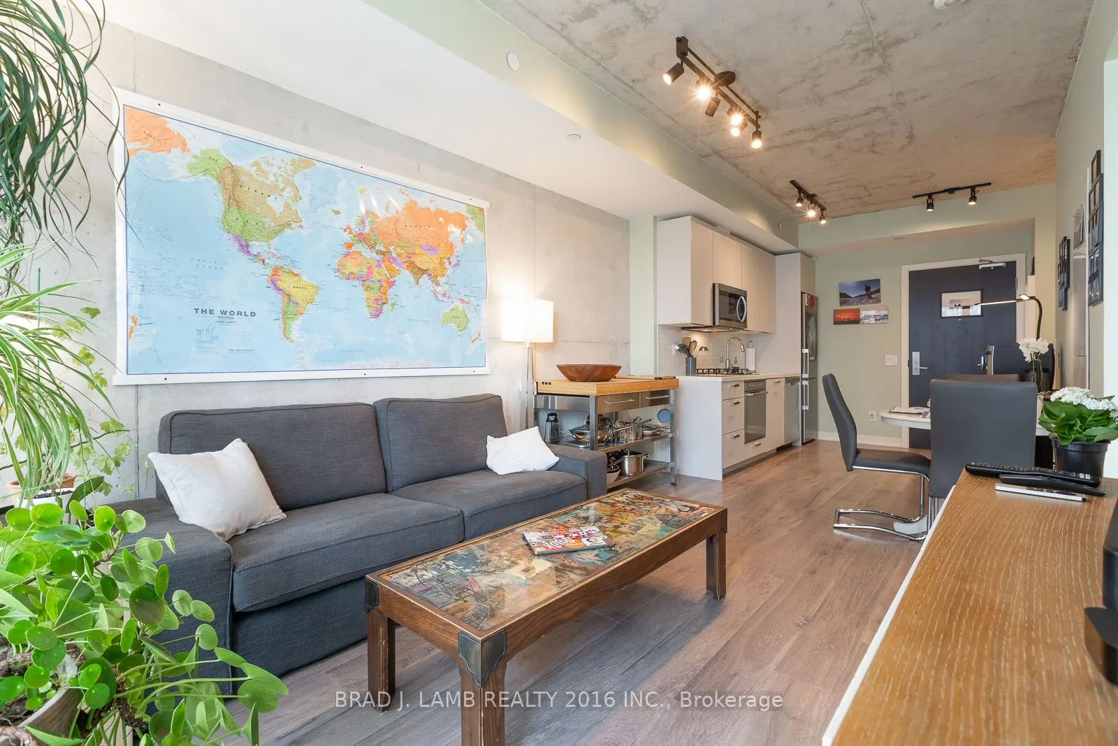 55 Ontario Street #607