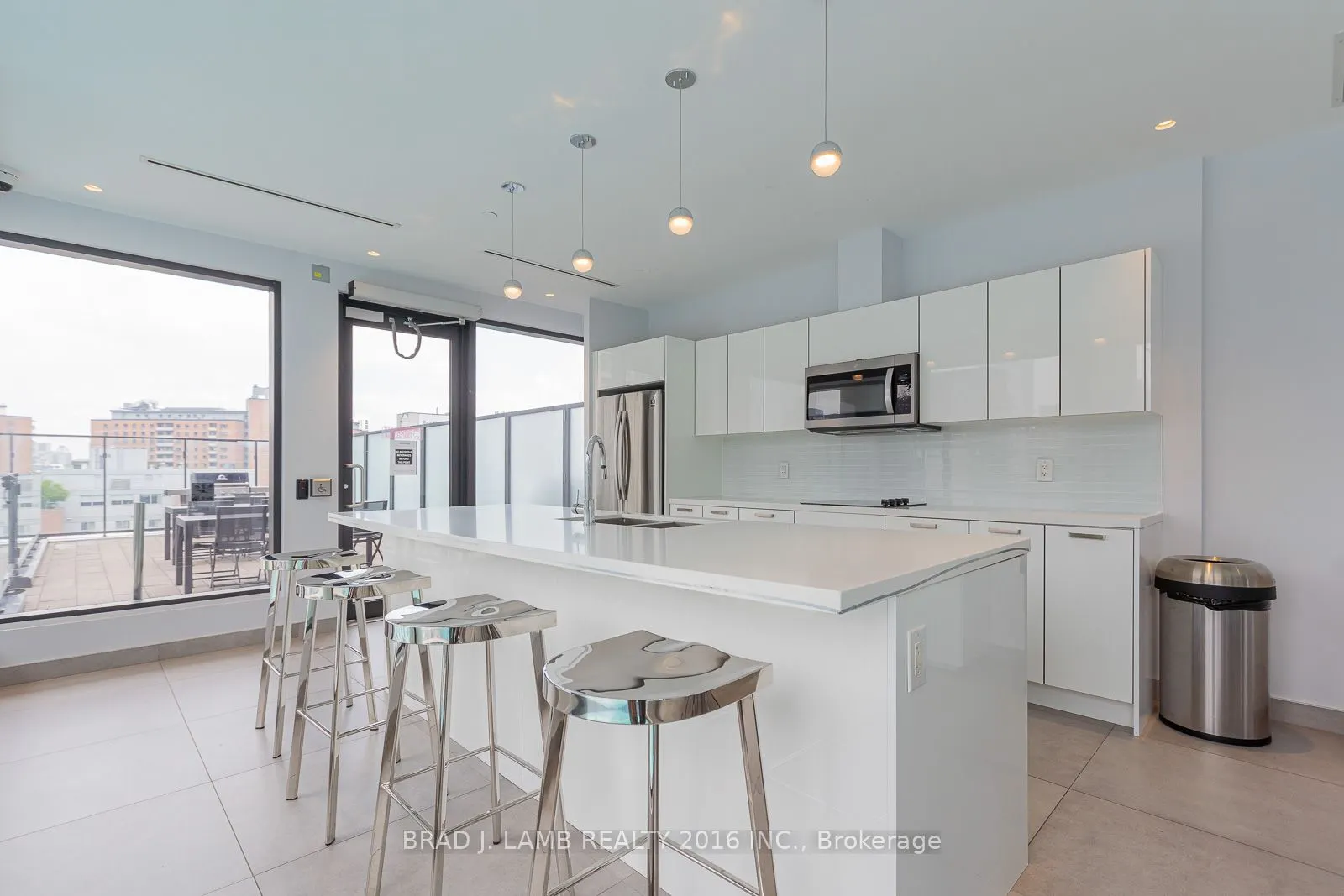 55 Ontario Street #607