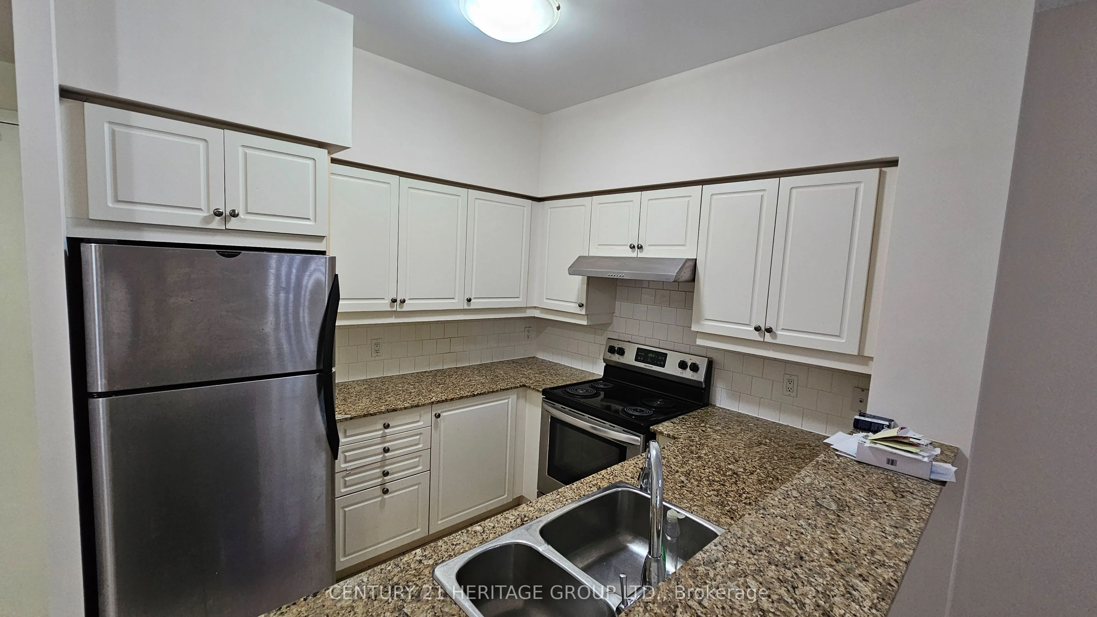 451 Rosewell Avenue #202