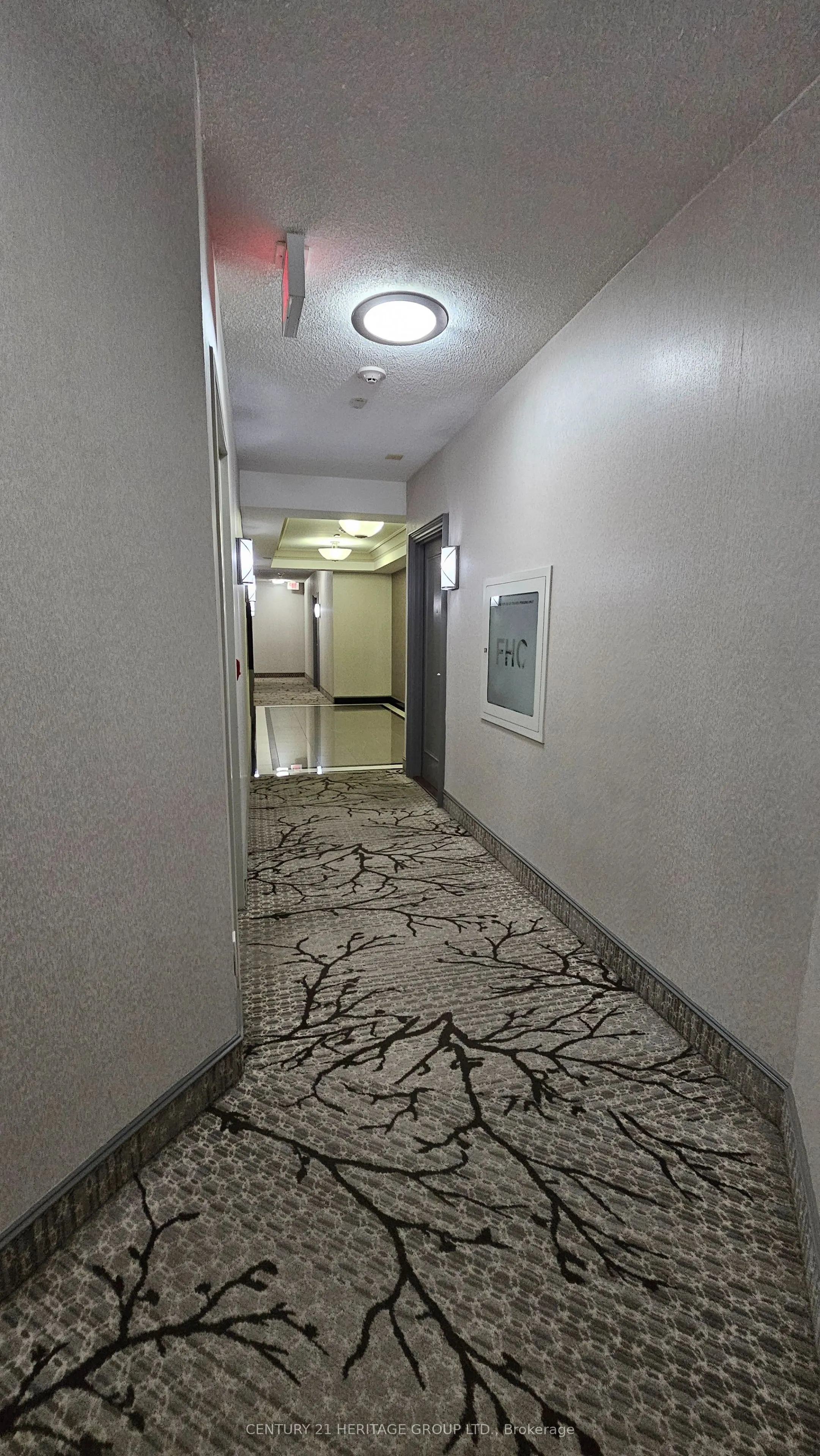 451 Rosewell Avenue #202