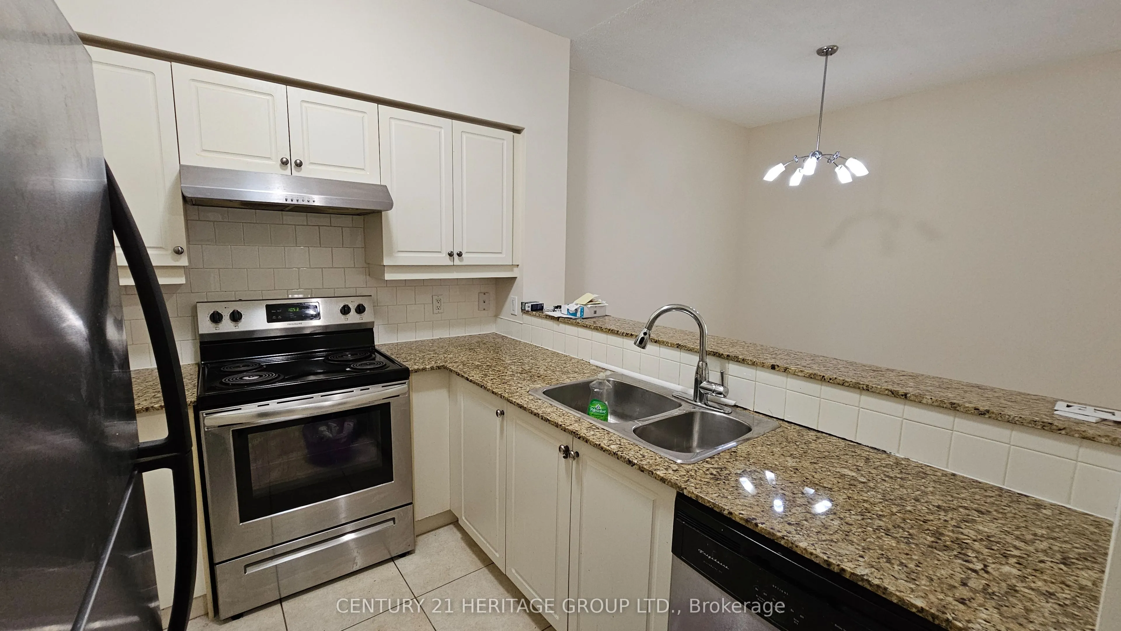451 Rosewell Avenue #202