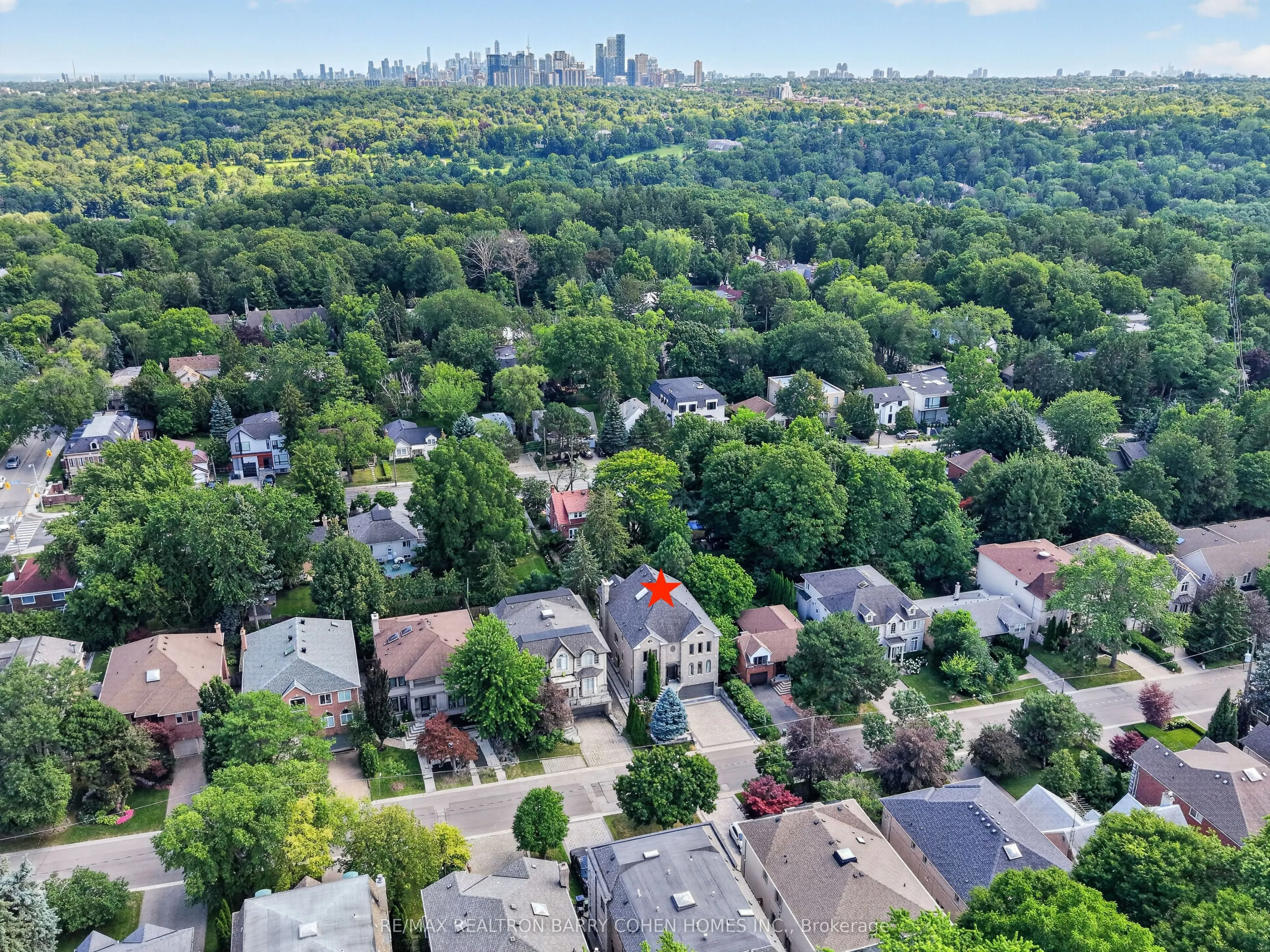 33 Munro Boulevard