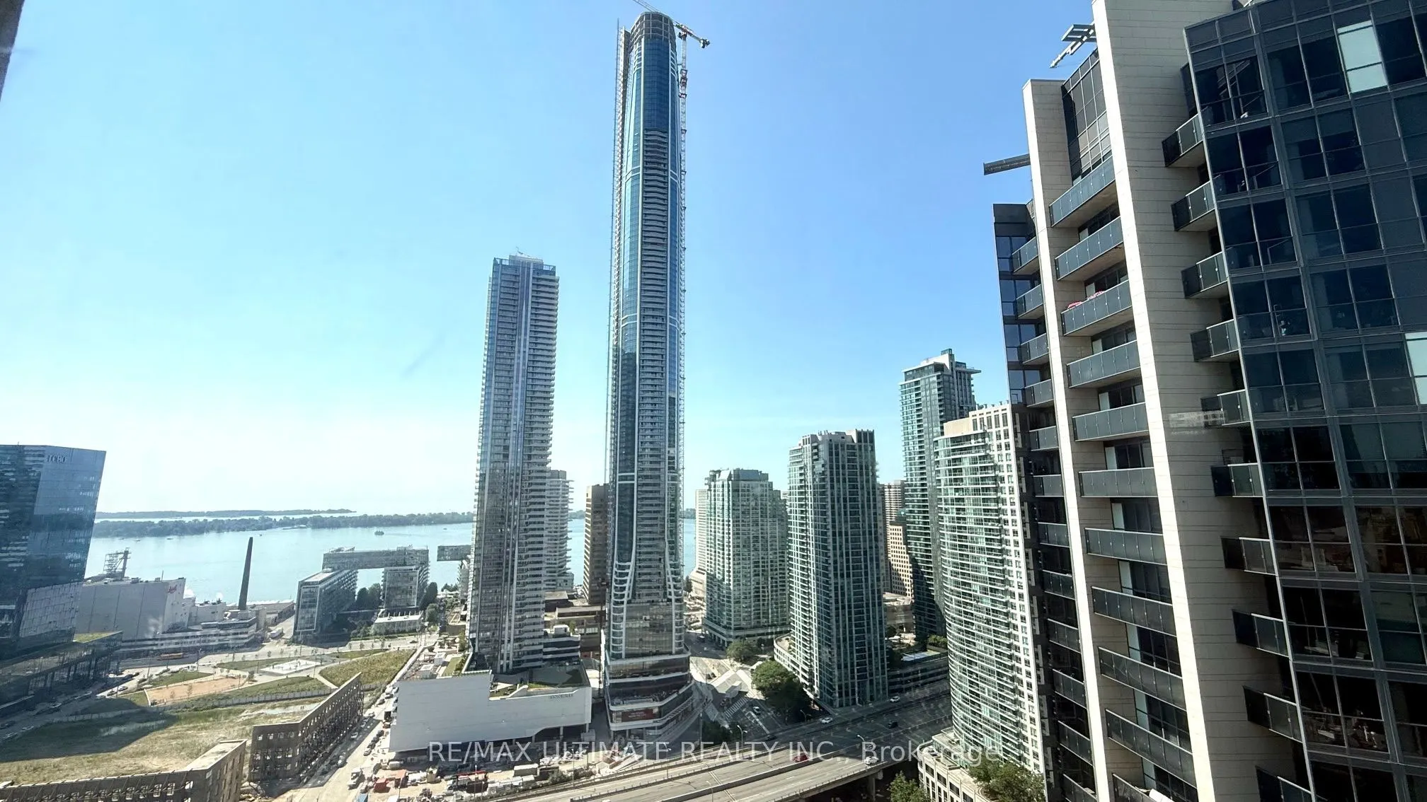 25 The Esplanade #913