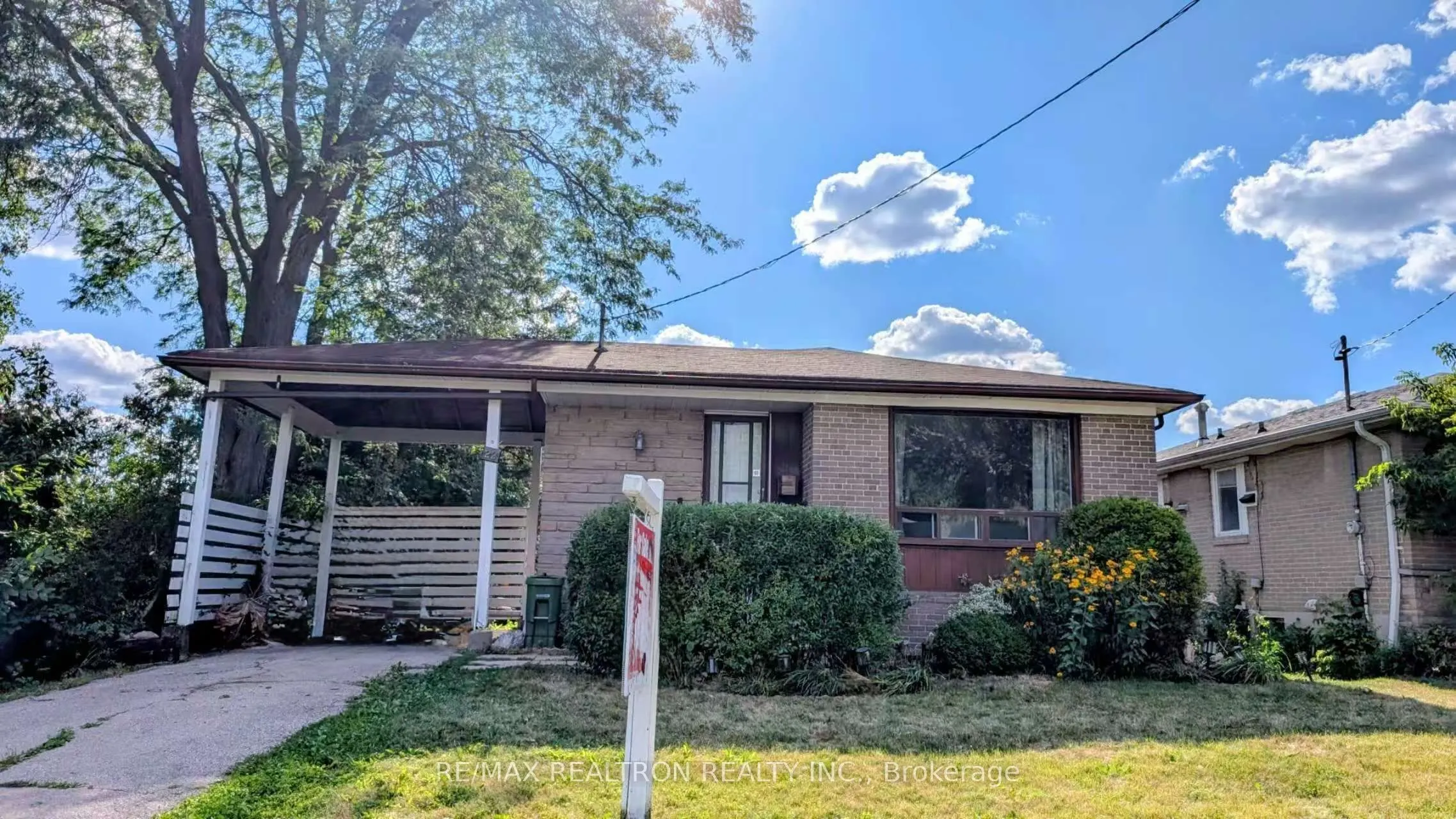 22 Rochelle Crescent