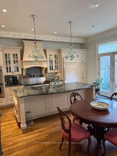 49 MONTCLAIR Avenue