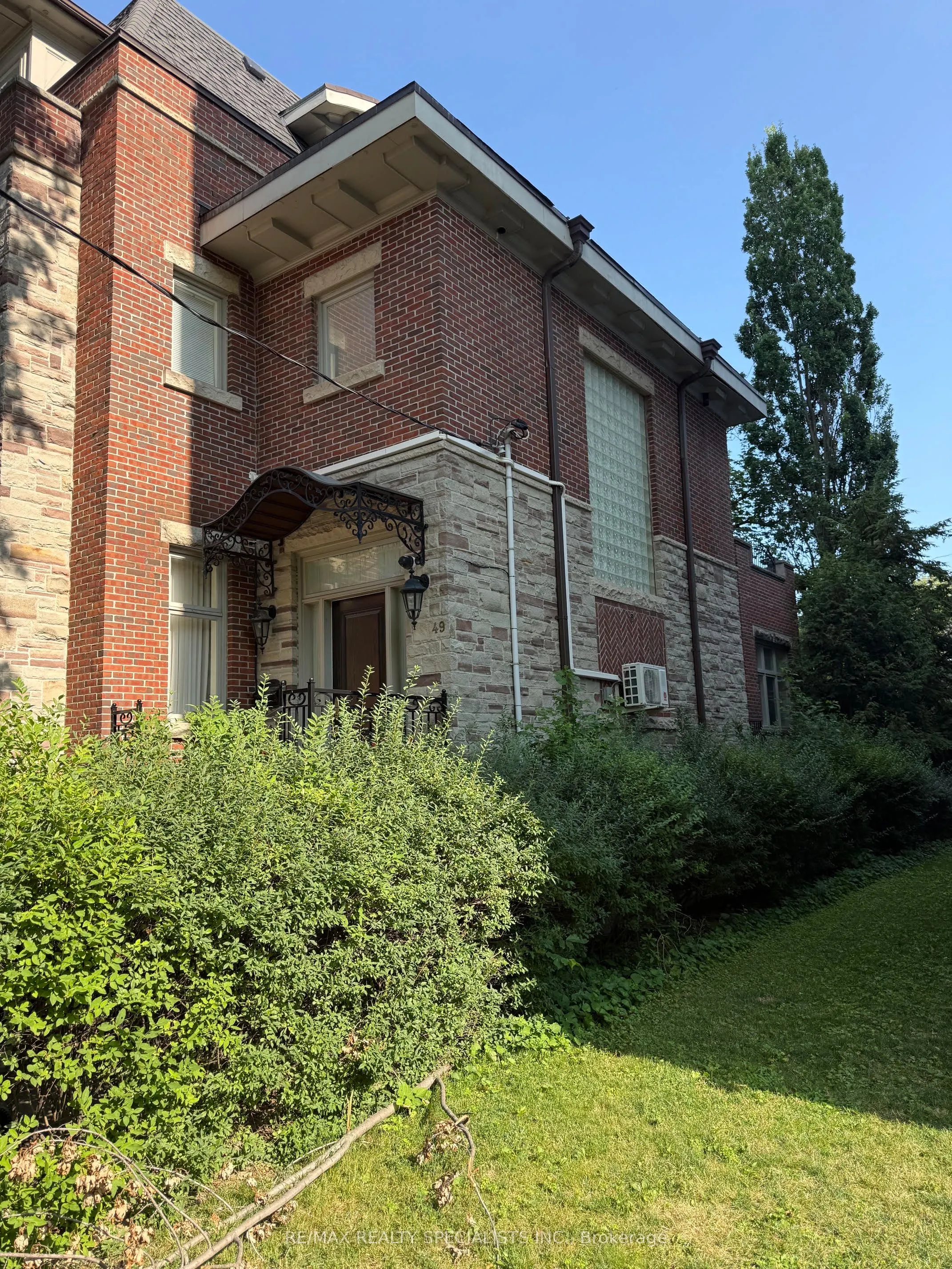 49 MONTCLAIR Avenue