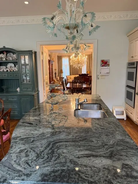 49 MONTCLAIR Avenue