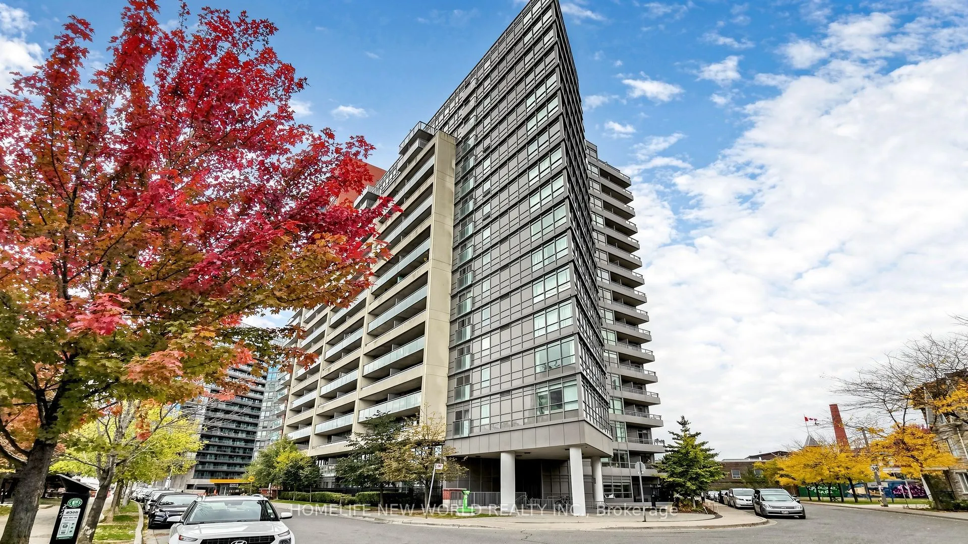 38 Joe Shuster Way #425