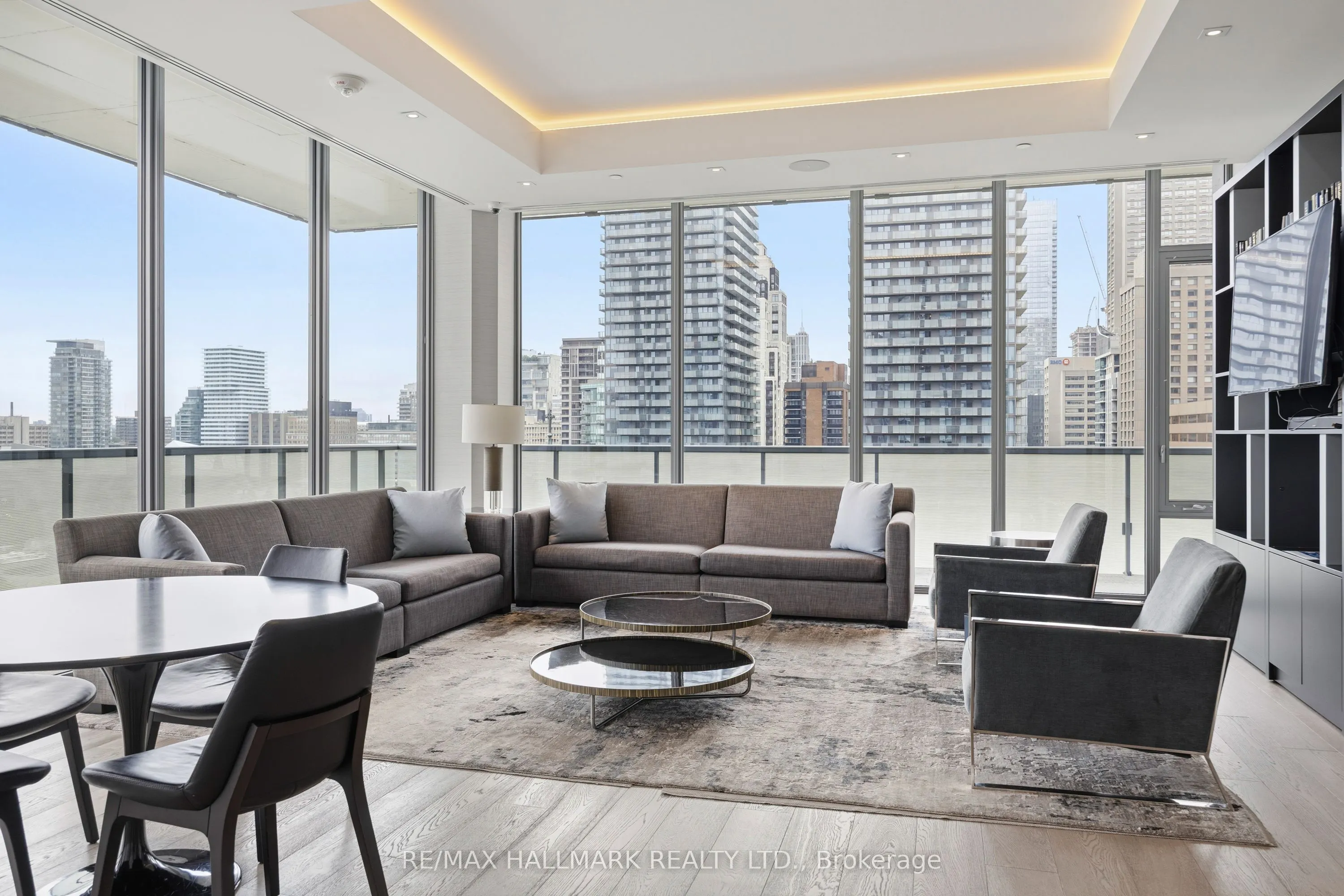 57 St Joseph Street #1811