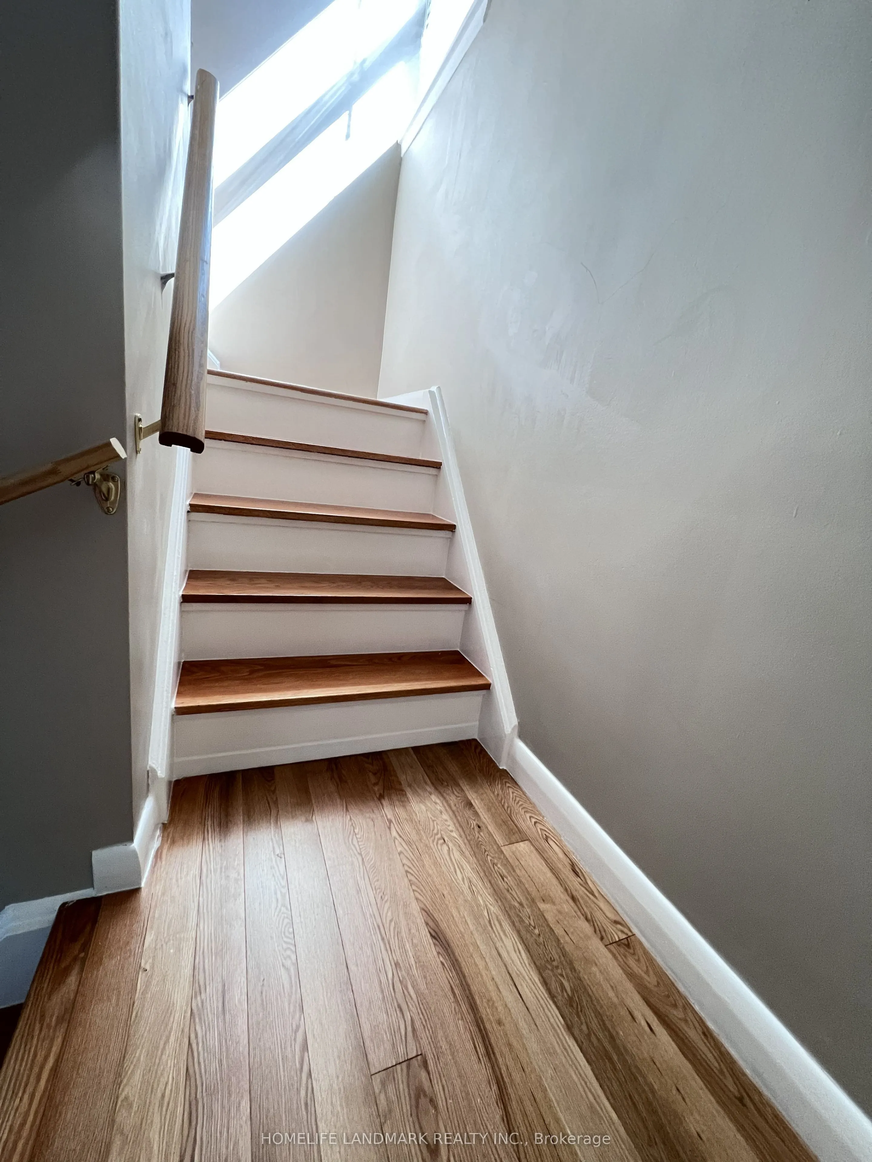 27 Tillplain Road