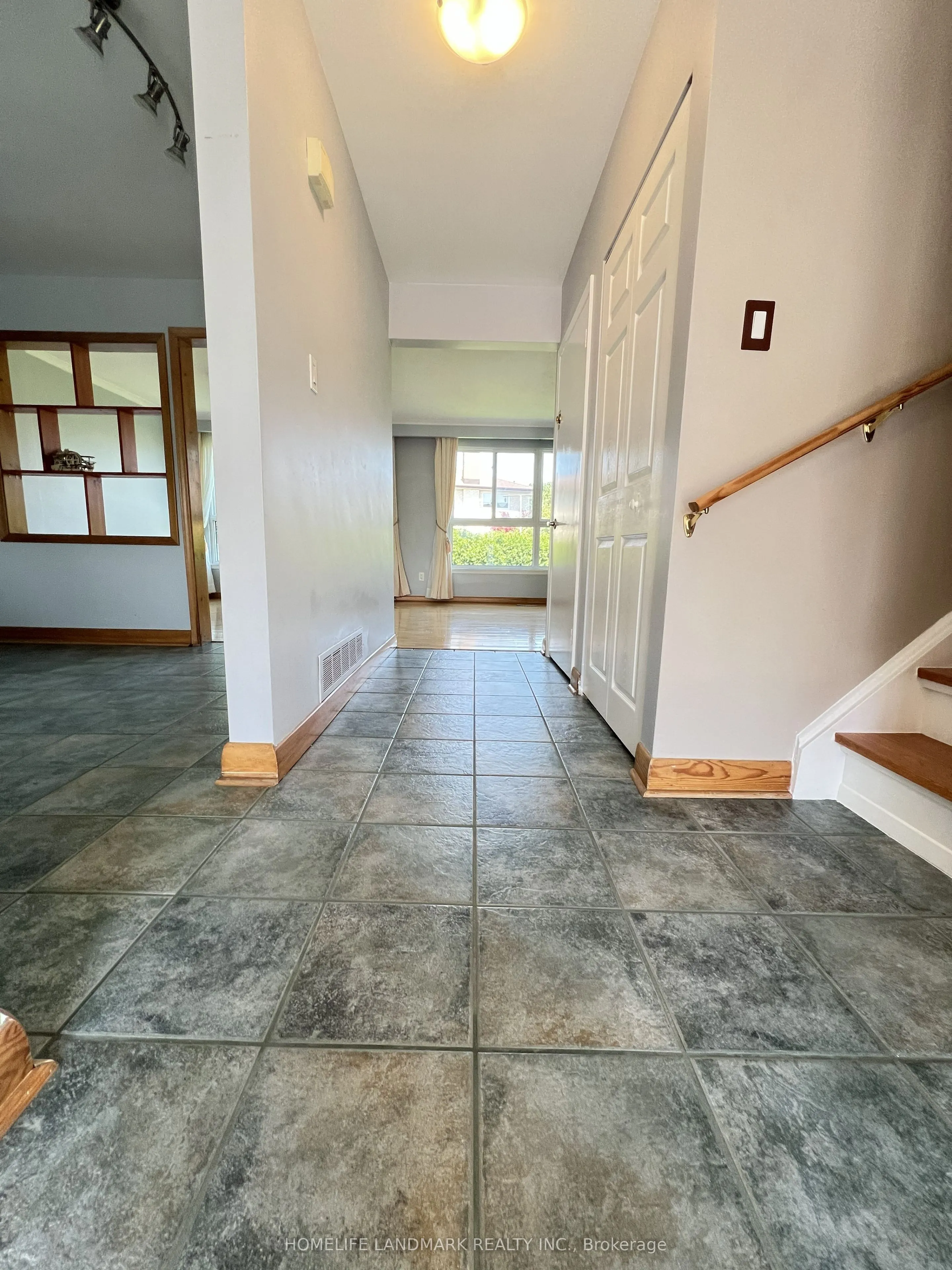 27 Tillplain Road