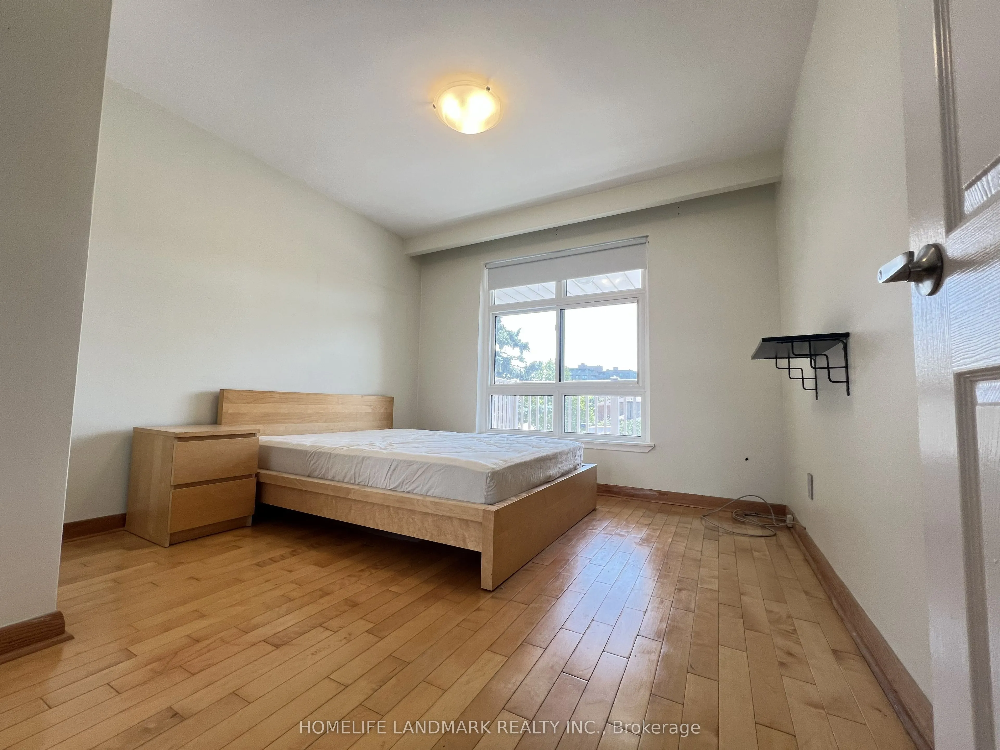 27 Tillplain Road