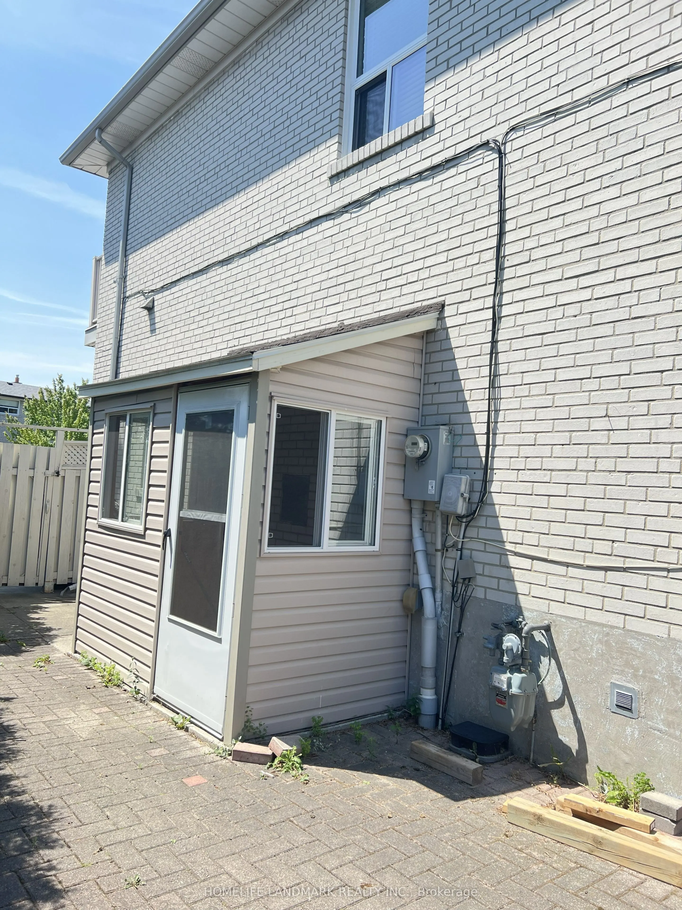 27 Tillplain Road