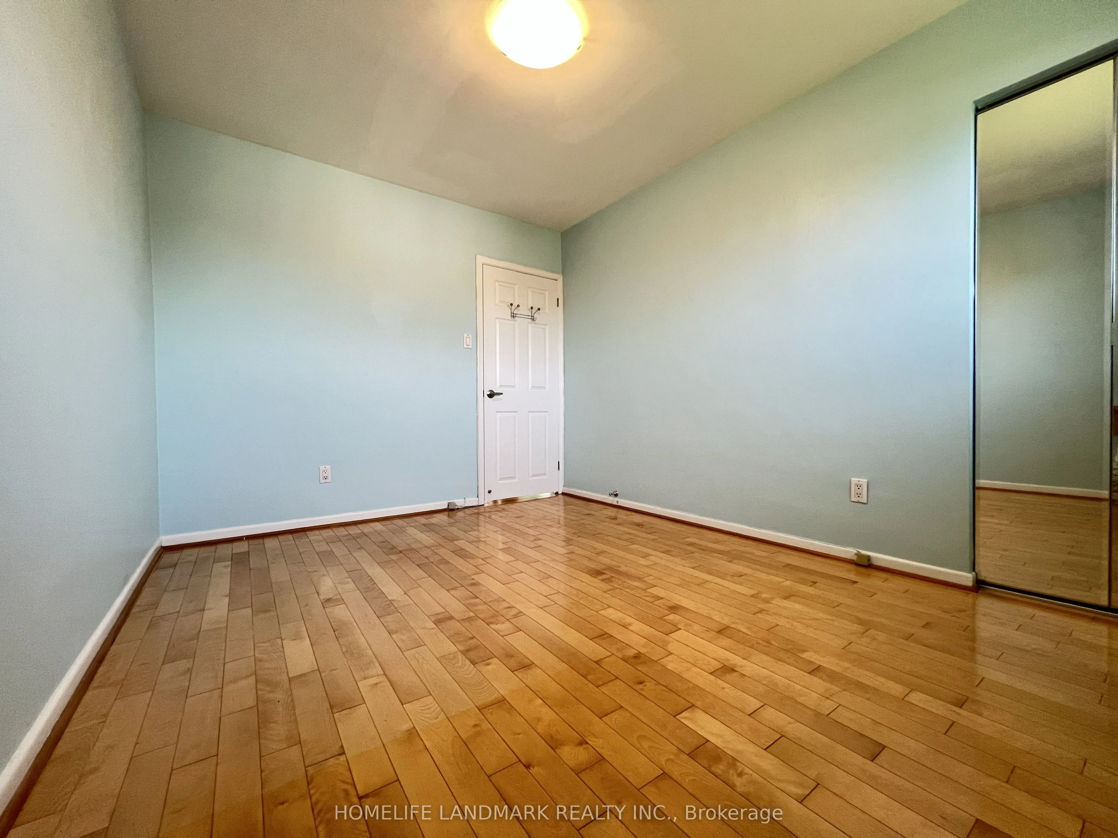 27 Tillplain Road