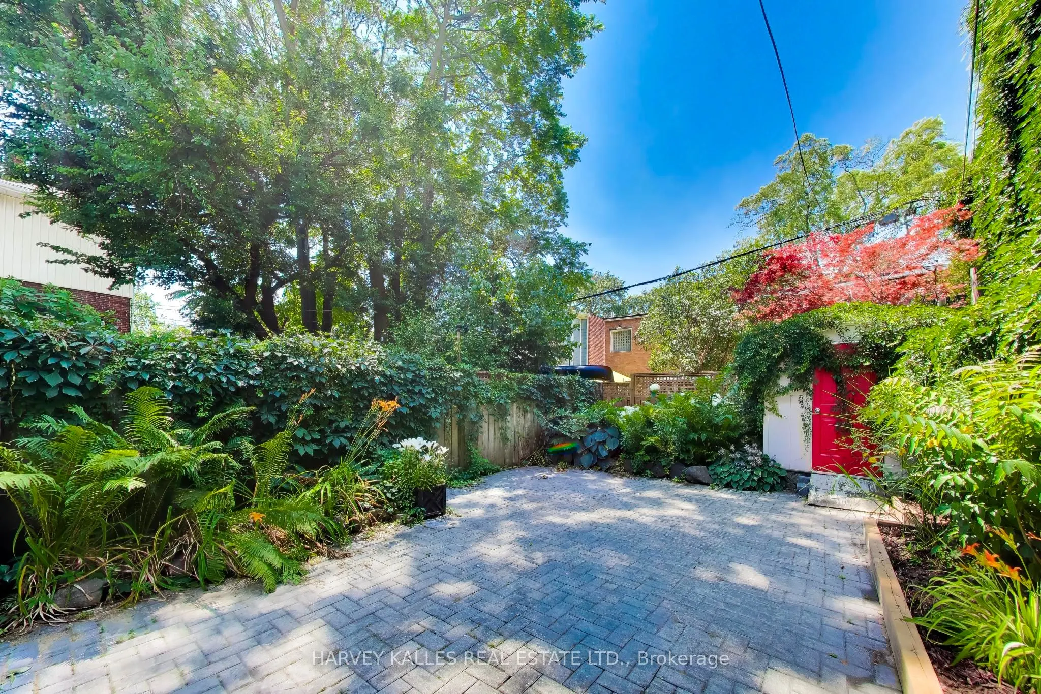 318 Sumach Street