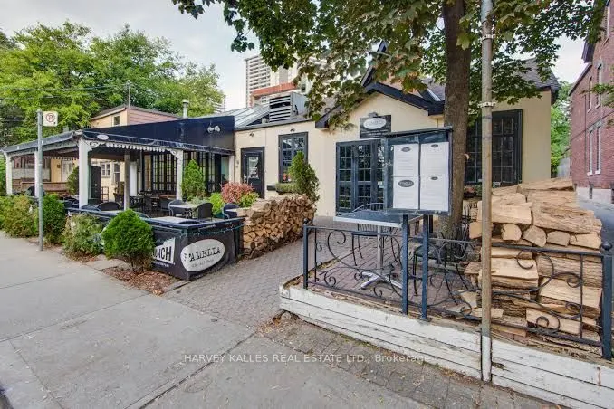 318 Sumach Street