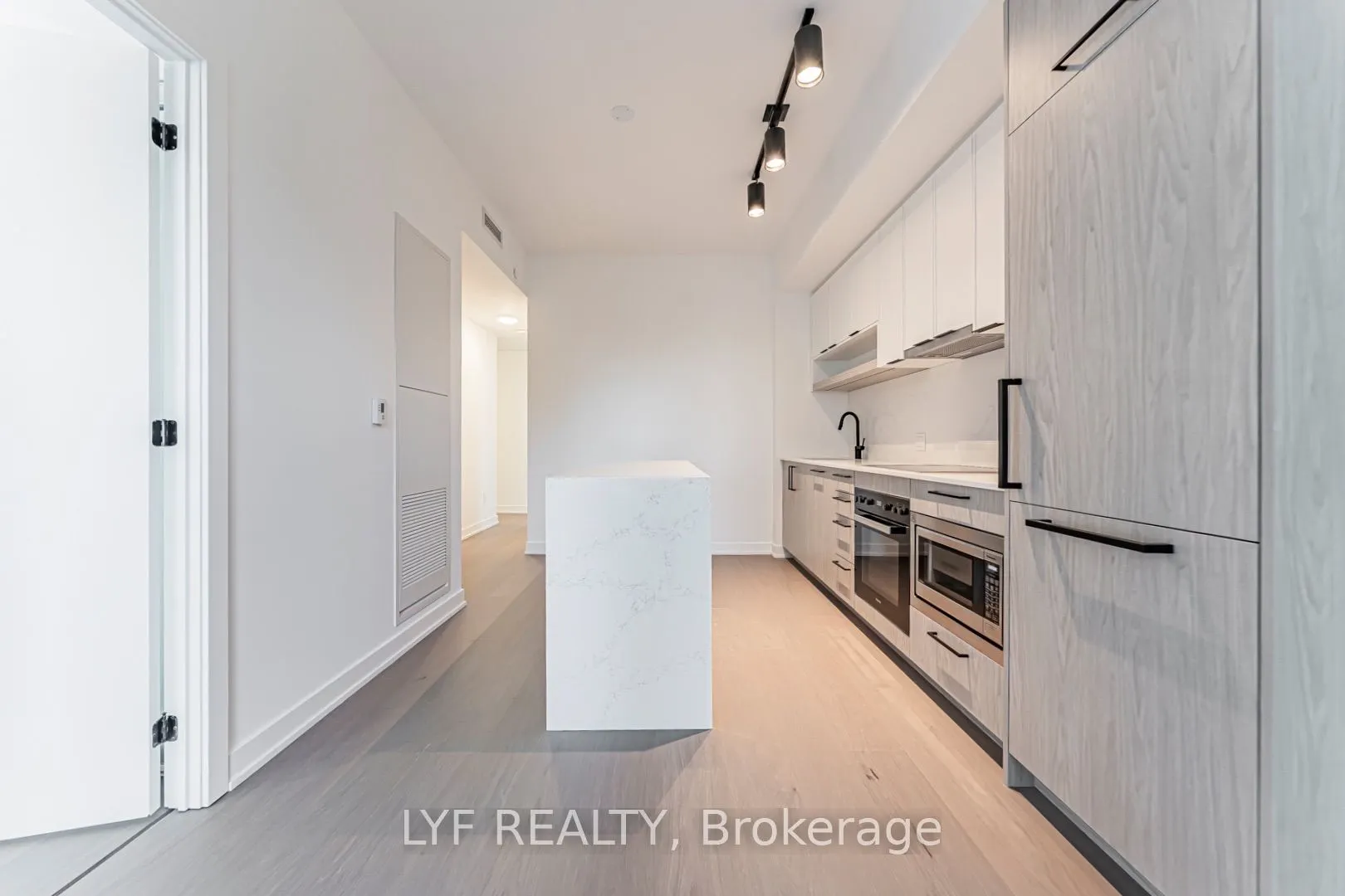 91 Montclair Avenue #826