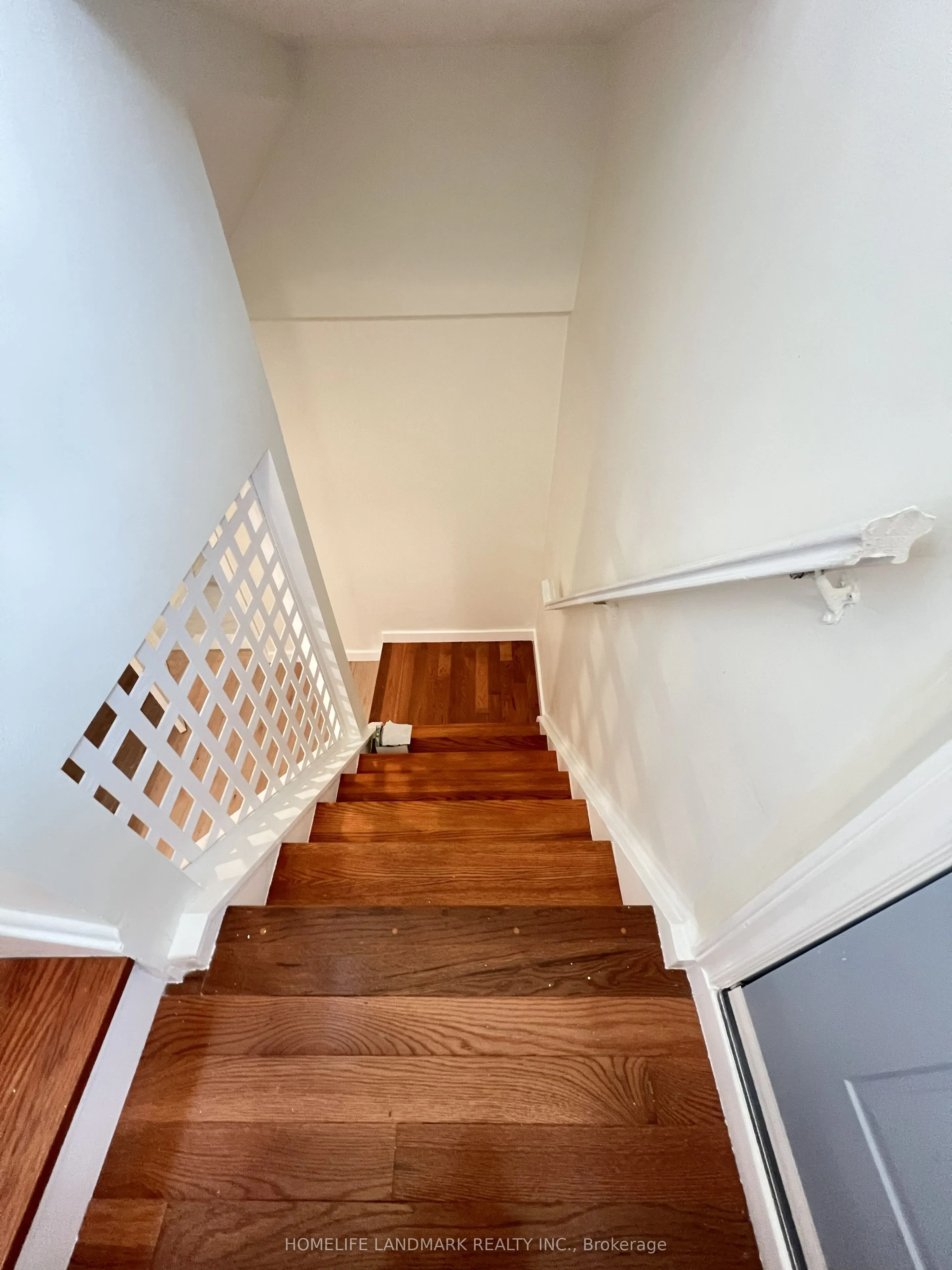 29 Tillplain Road