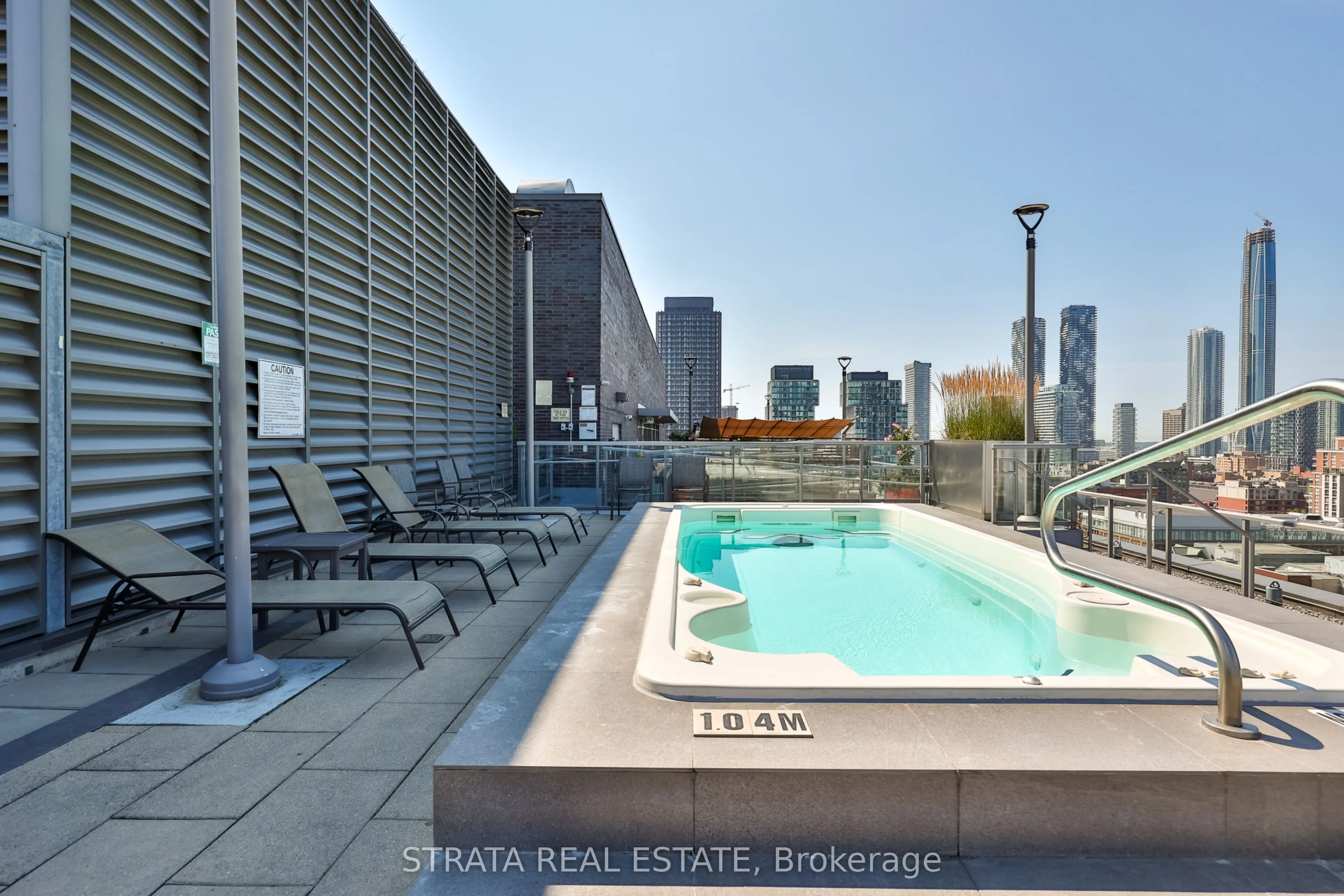 320 Richmond Street E #615