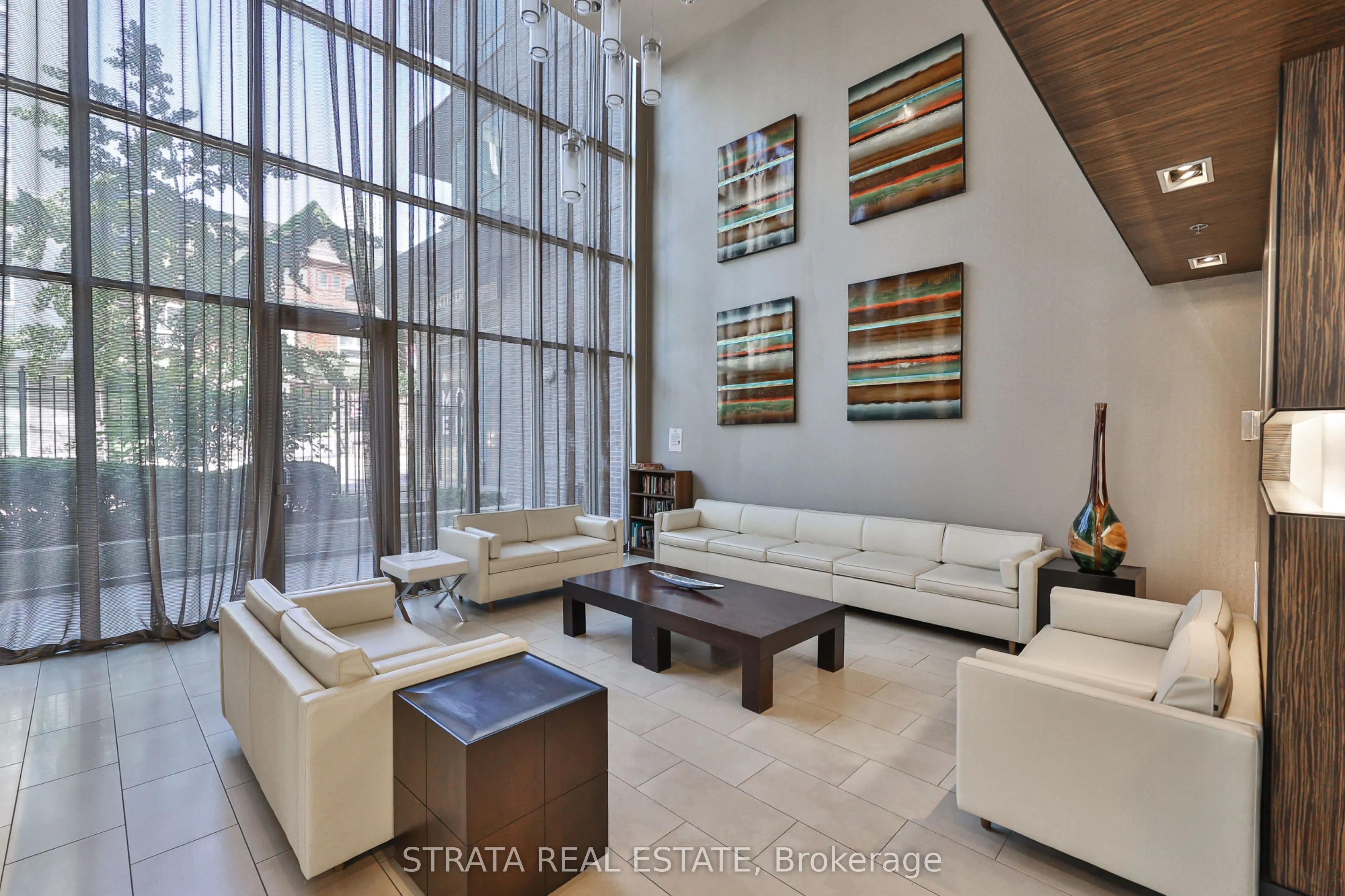 320 Richmond Street E #615