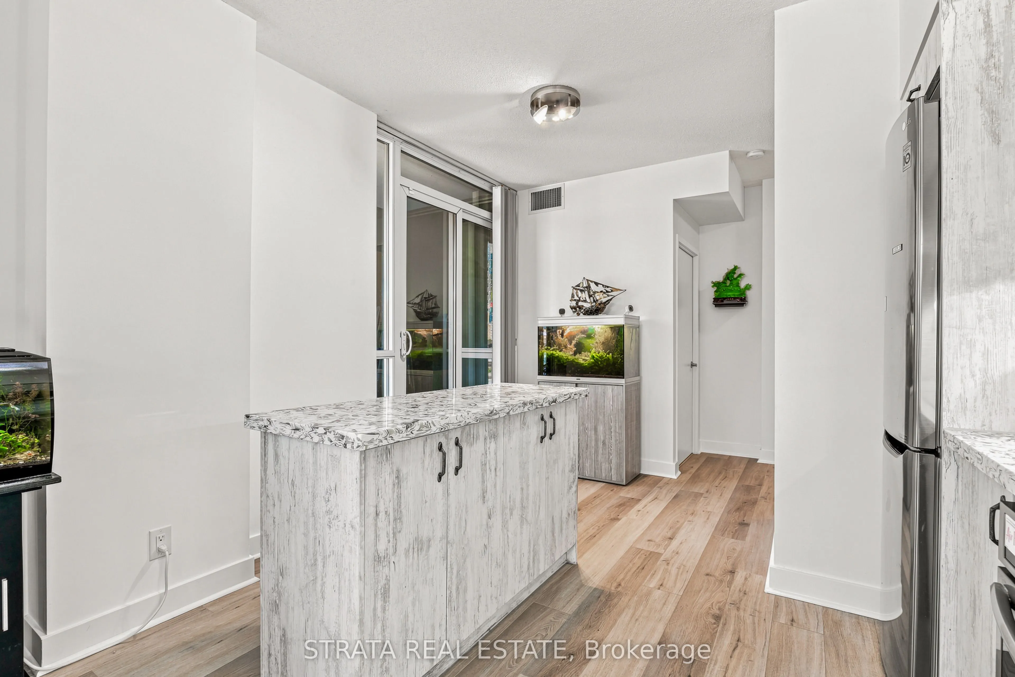 320 Richmond Street E #615