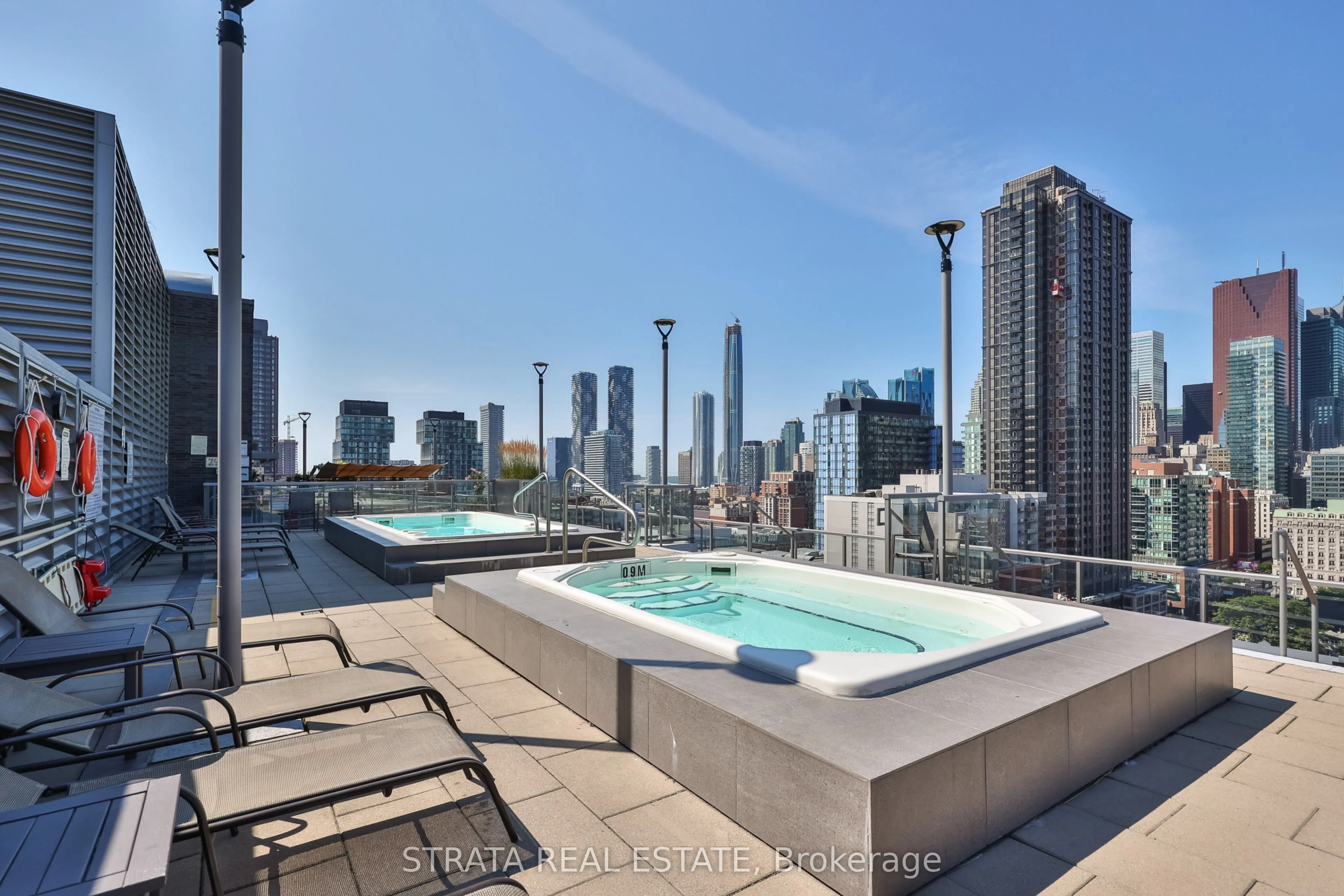 320 Richmond Street E #615