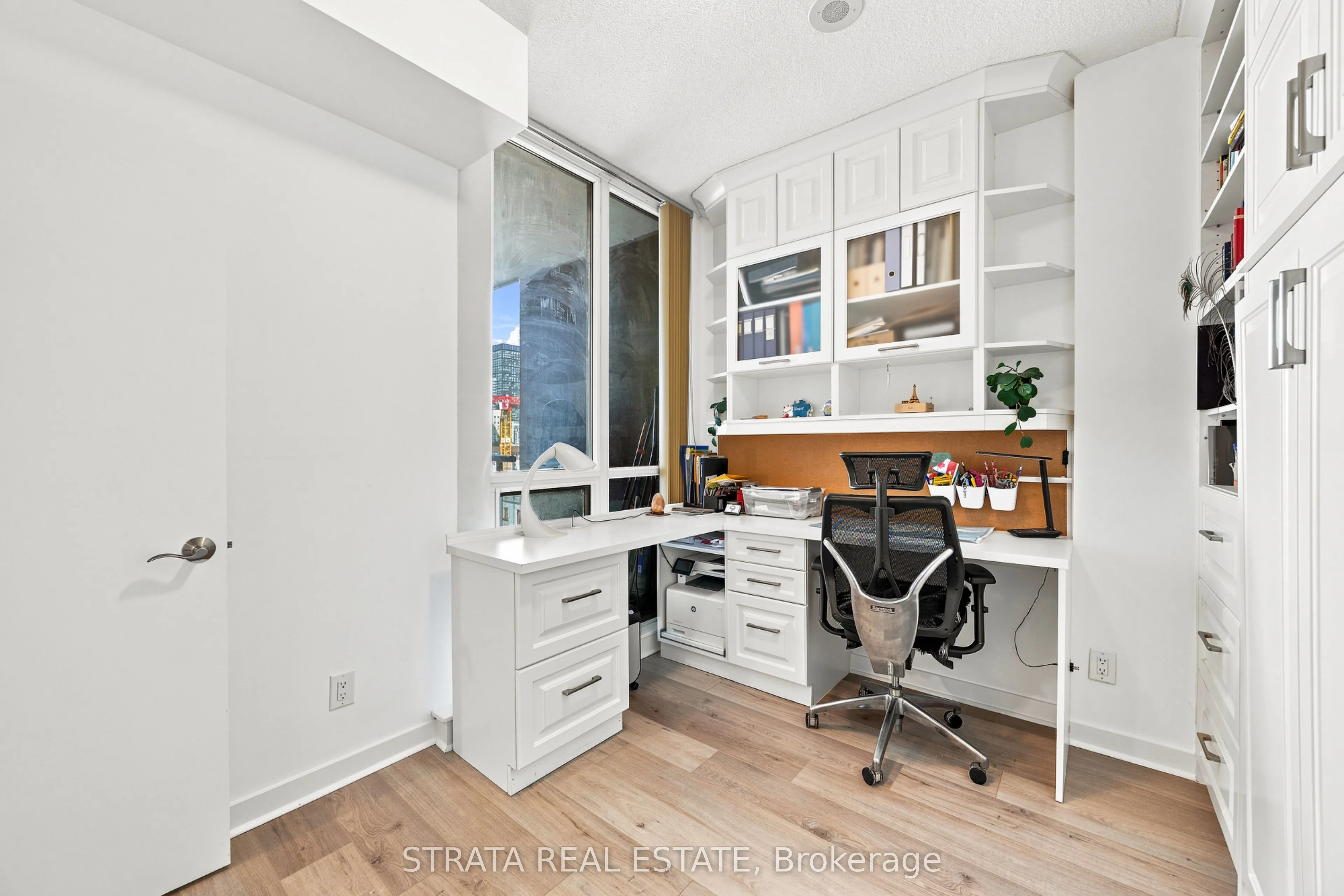 320 Richmond Street E #615