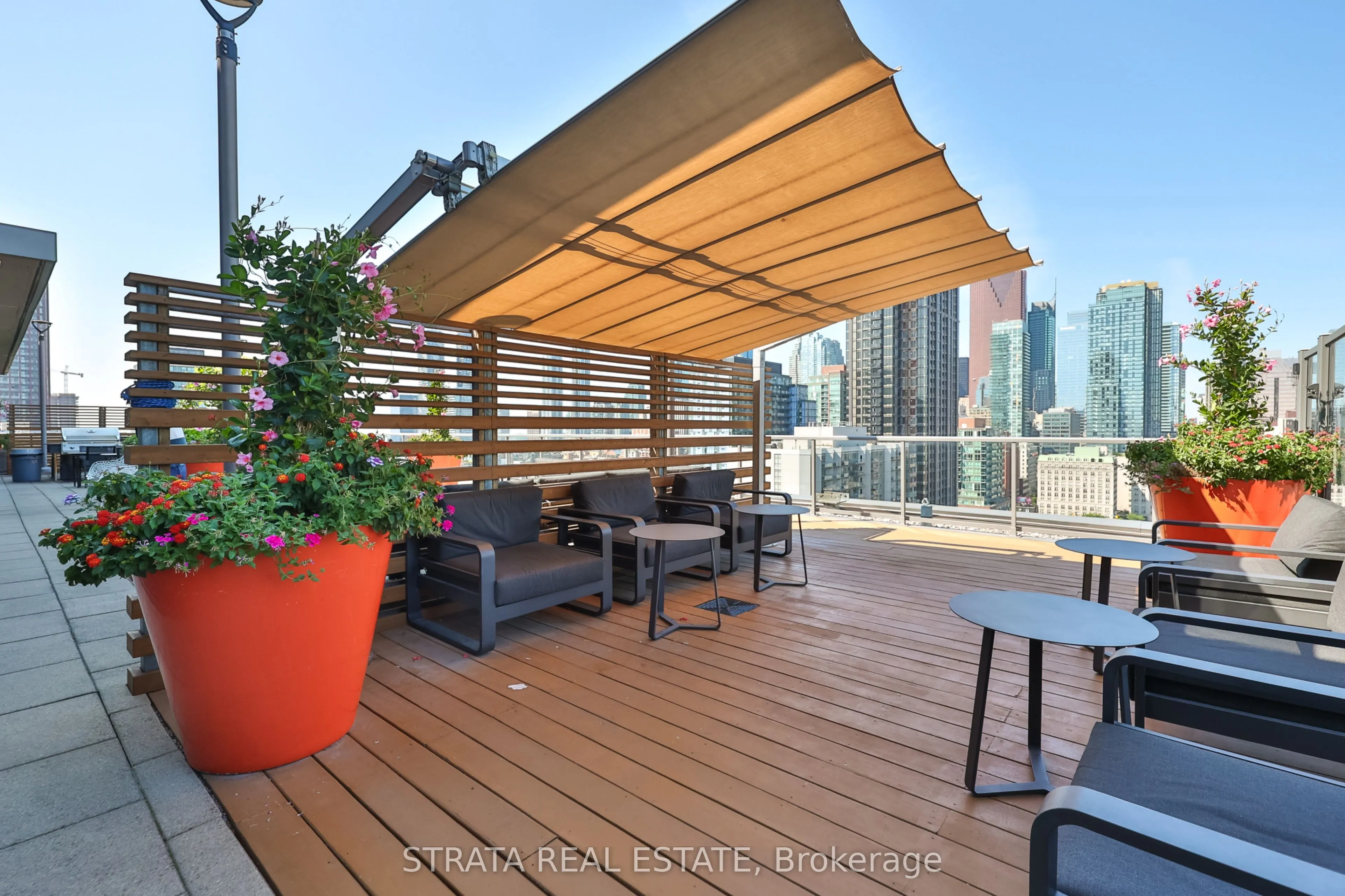320 Richmond Street E #615