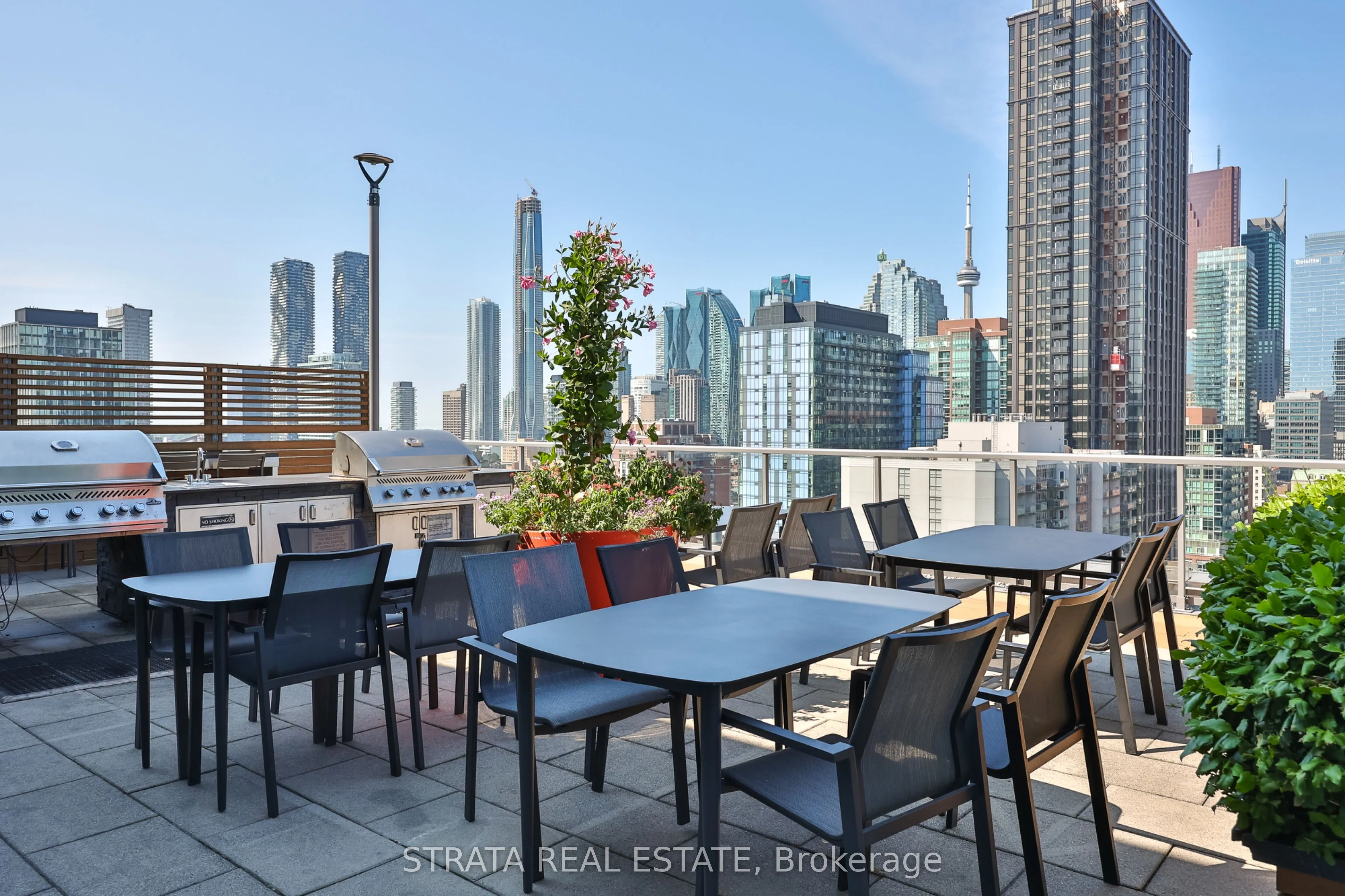 320 Richmond Street E #615