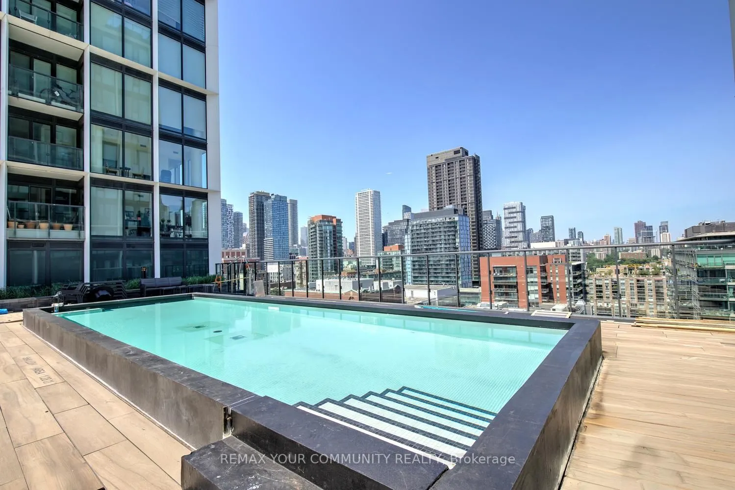 158 Front Street E #618