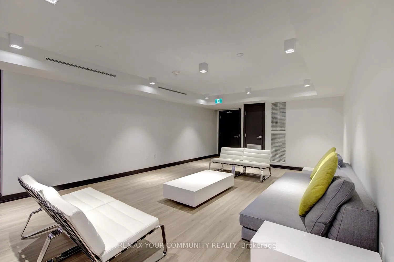 158 Front Street E #618