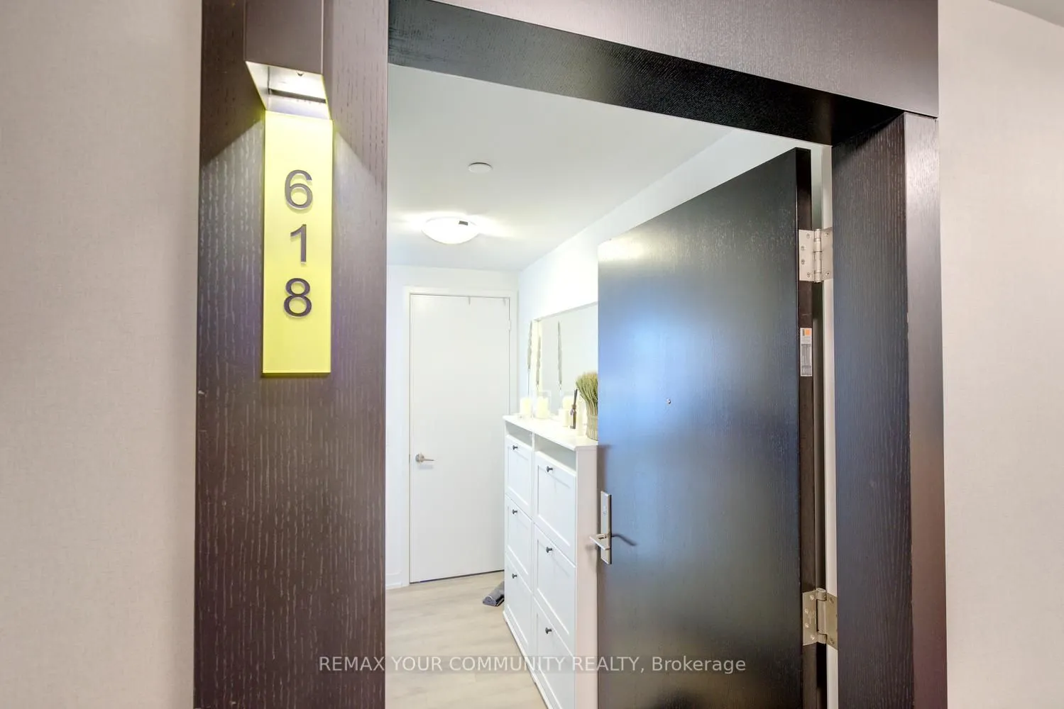 158 Front Street E #618