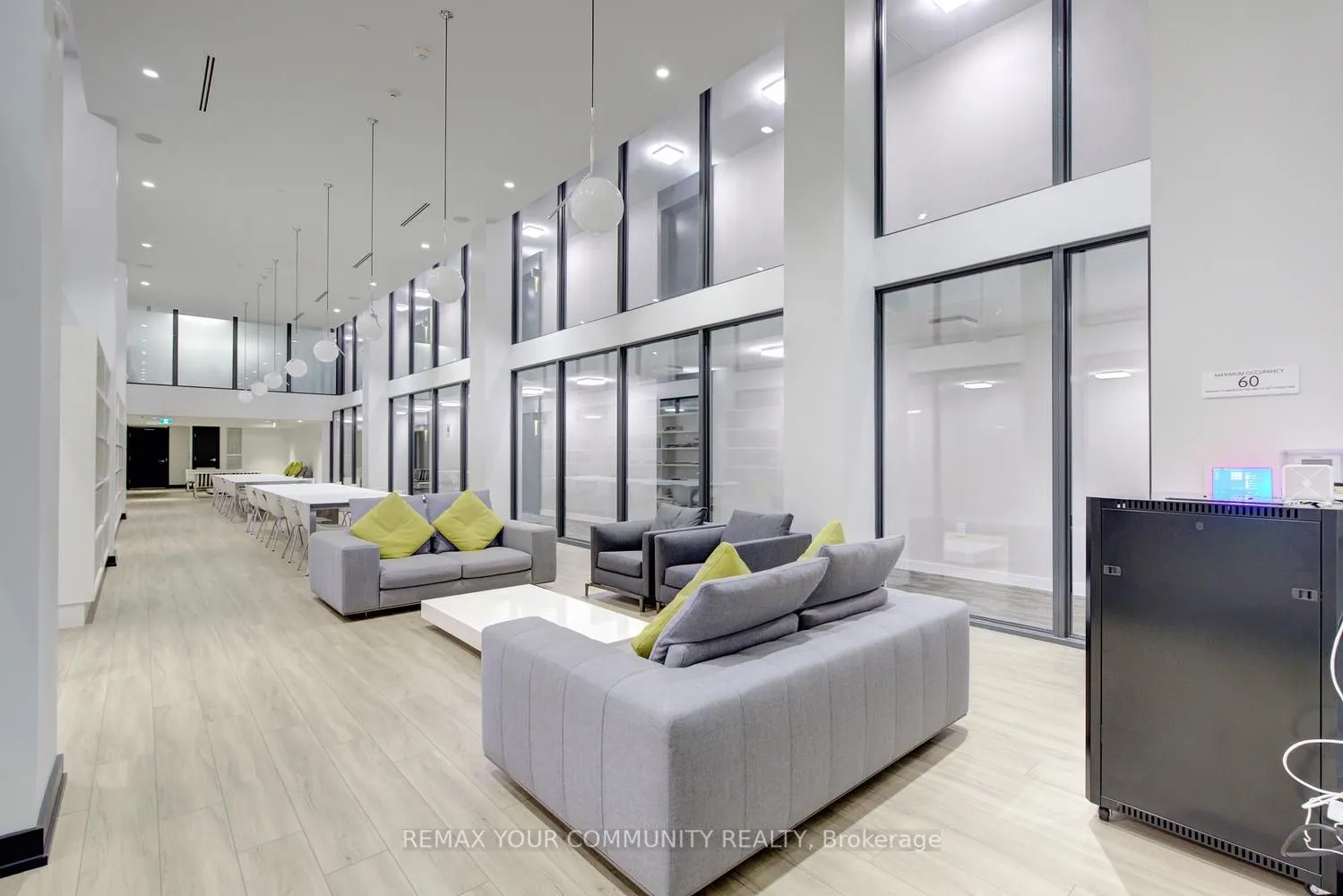 158 Front Street E #618