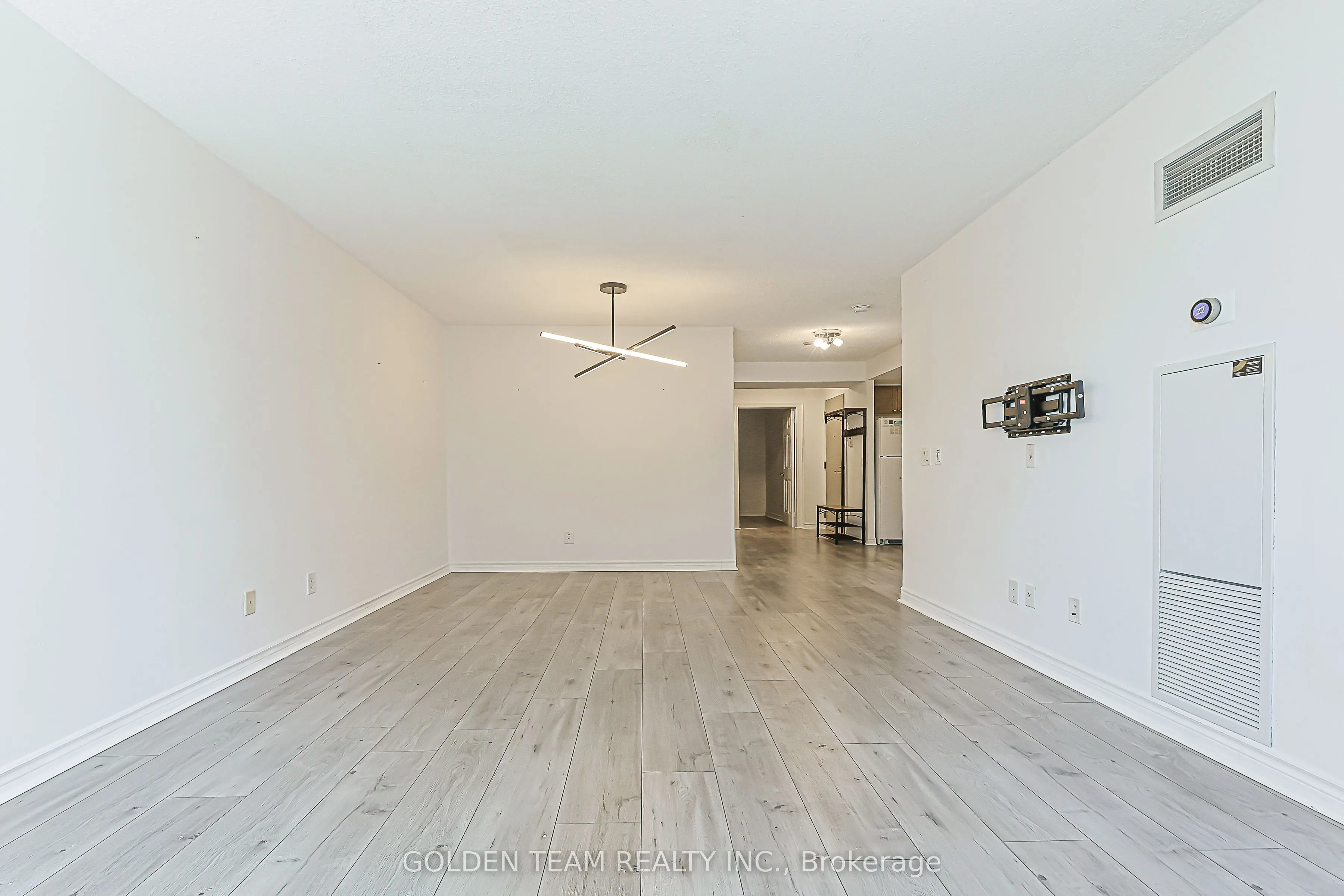 763 Bay Street #3006