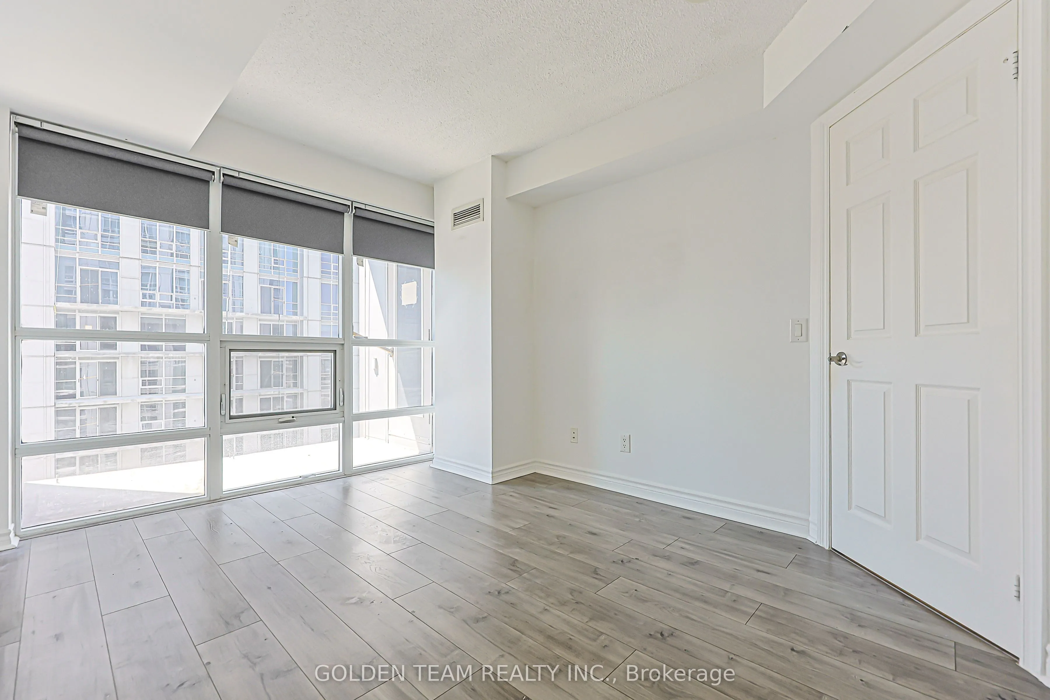 763 Bay Street #3006