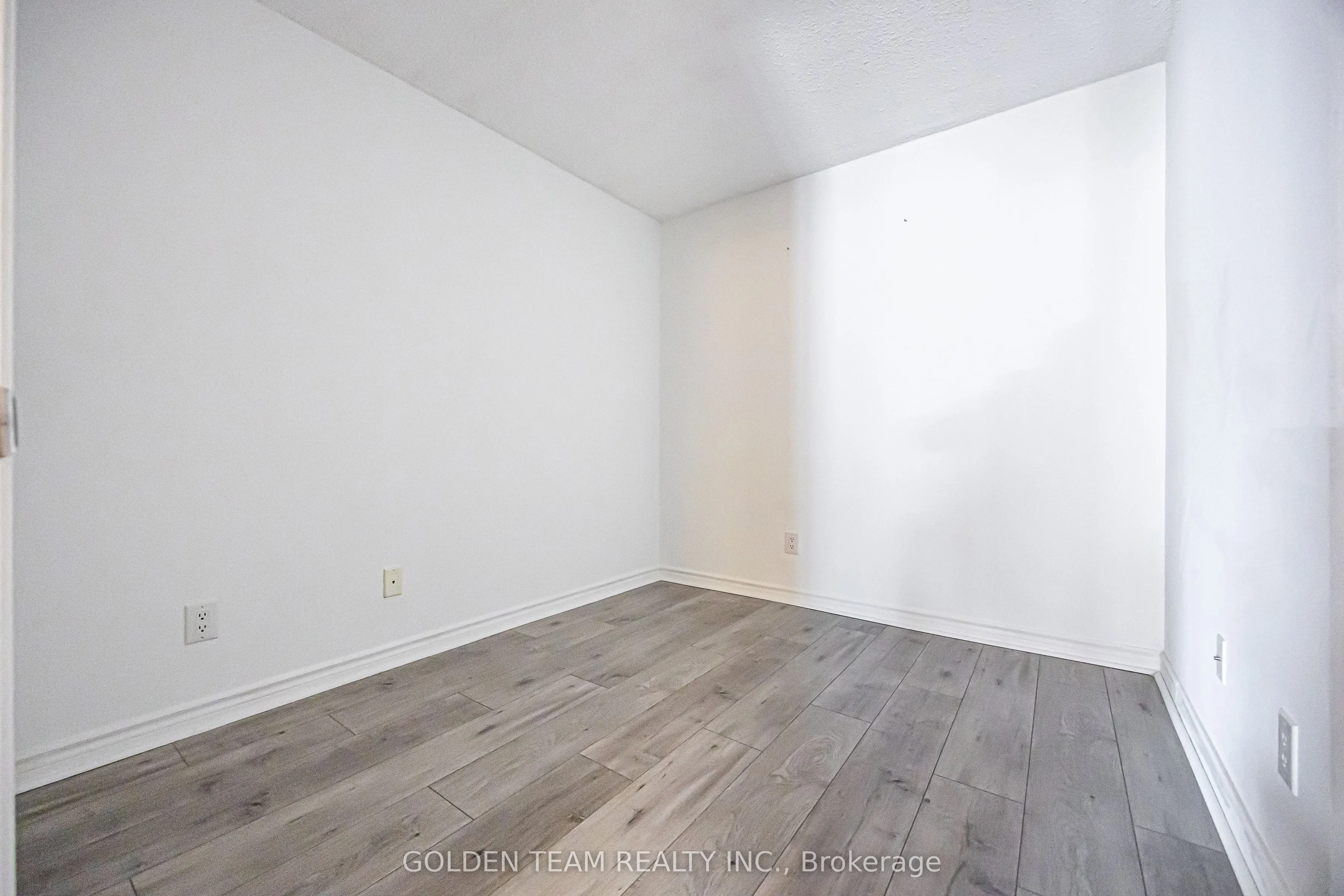 763 Bay Street #3006