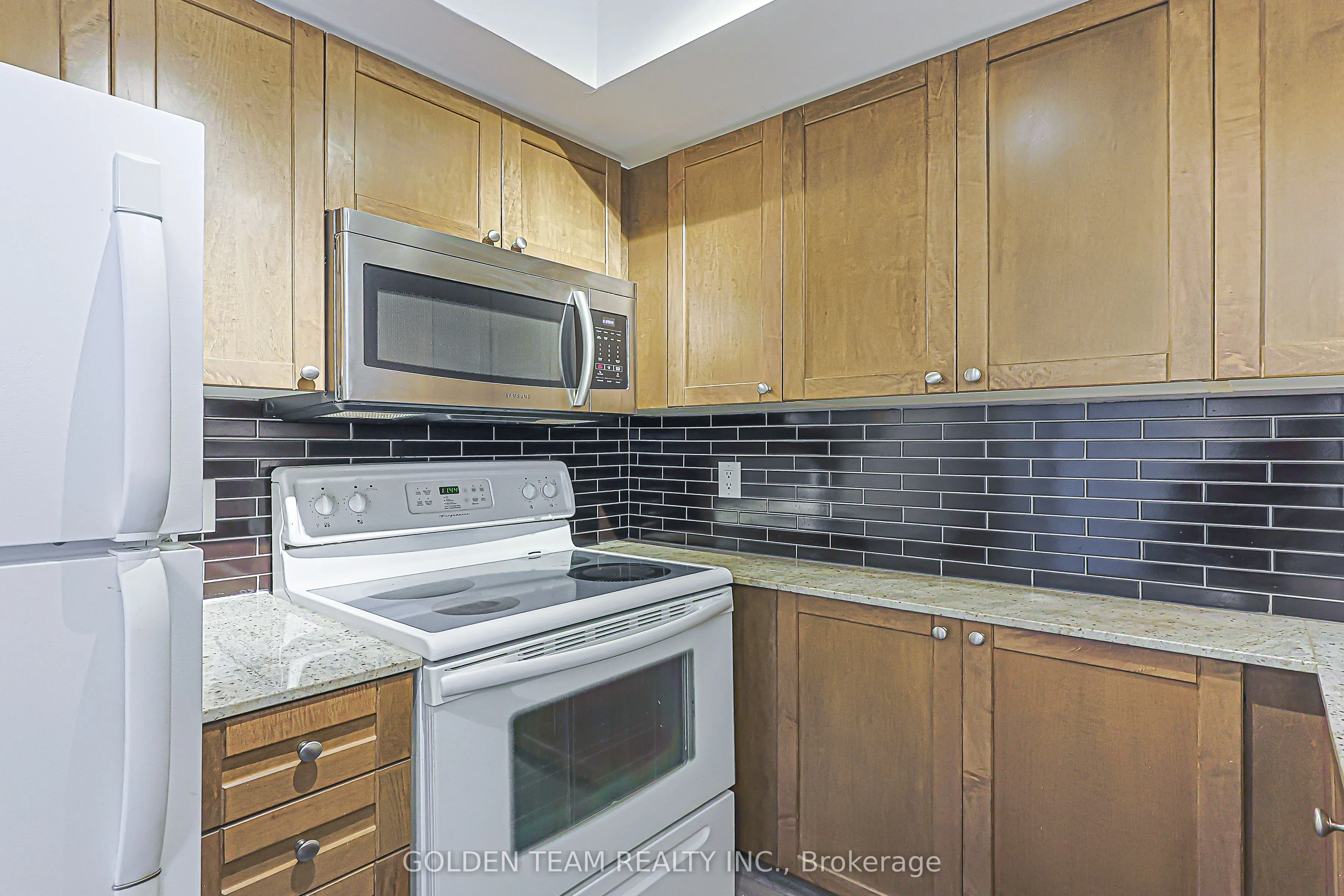 763 Bay Street #3006