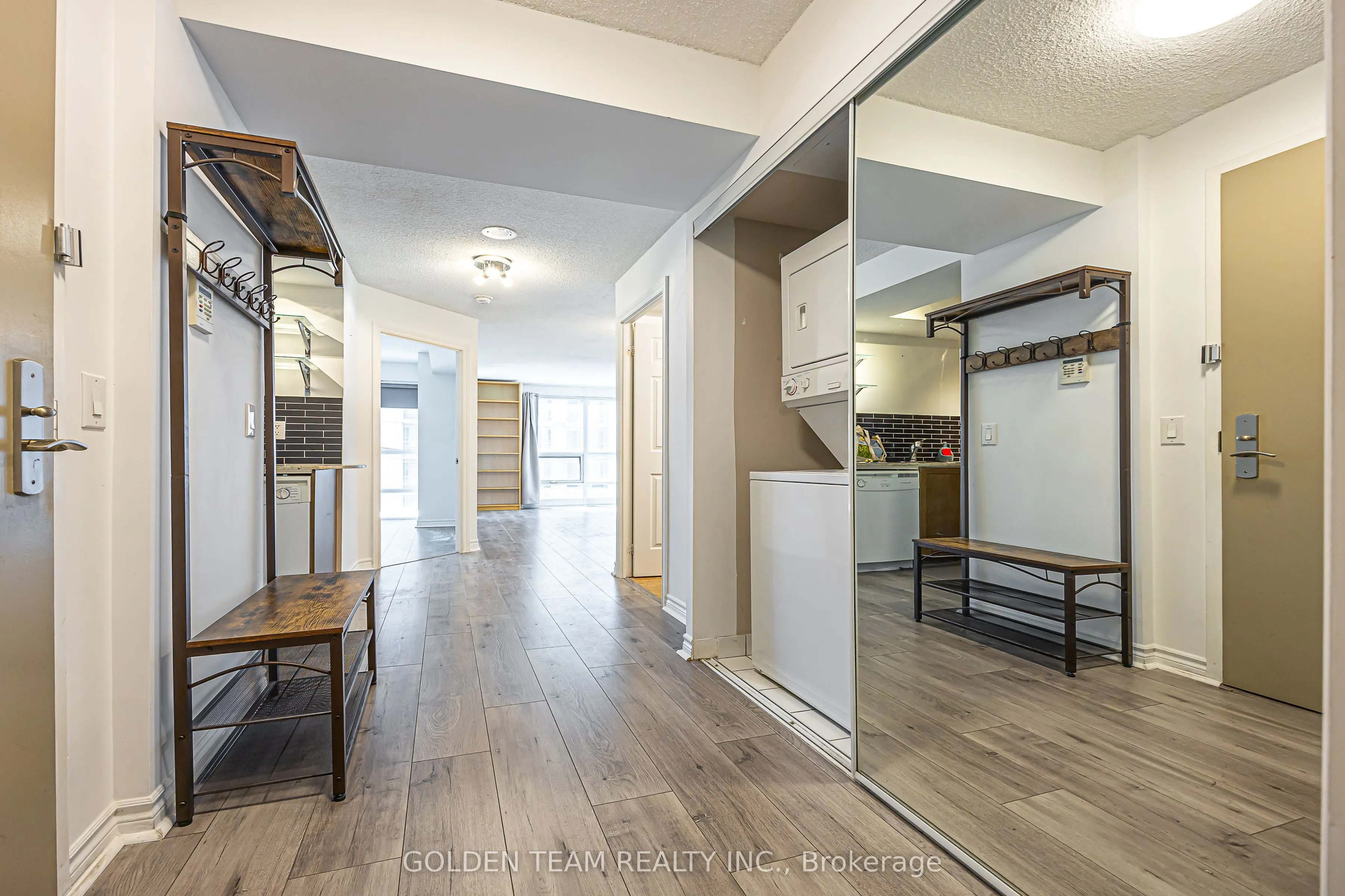 763 Bay Street #3006