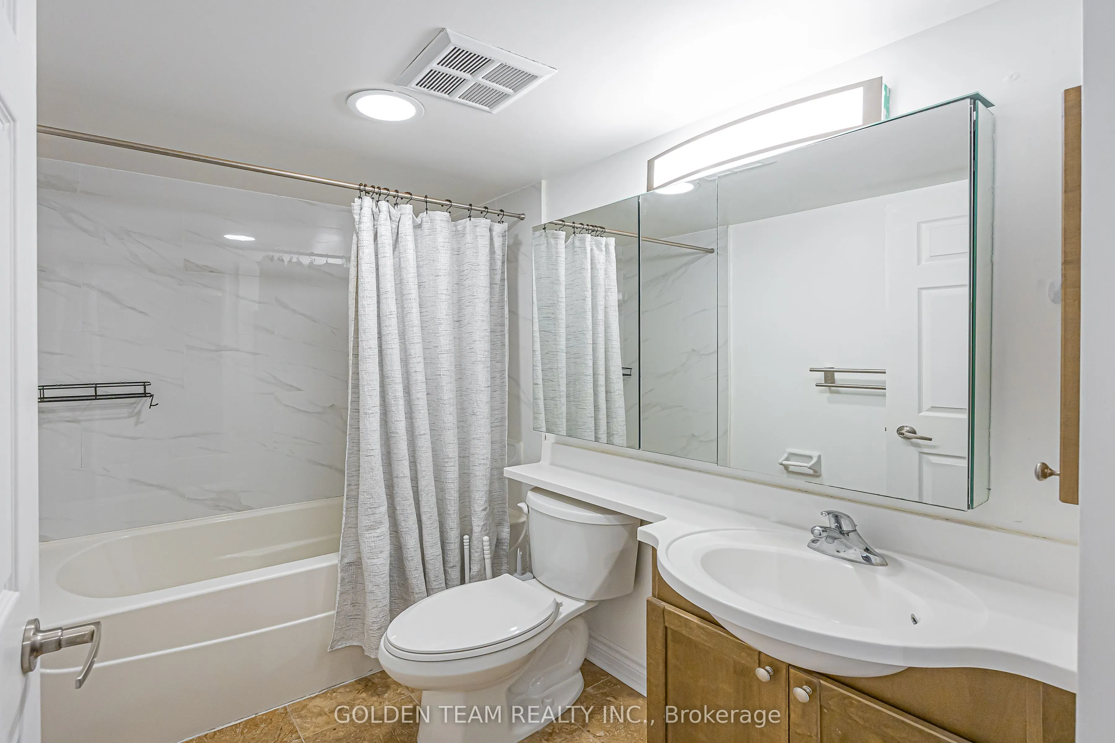 763 Bay Street #3006