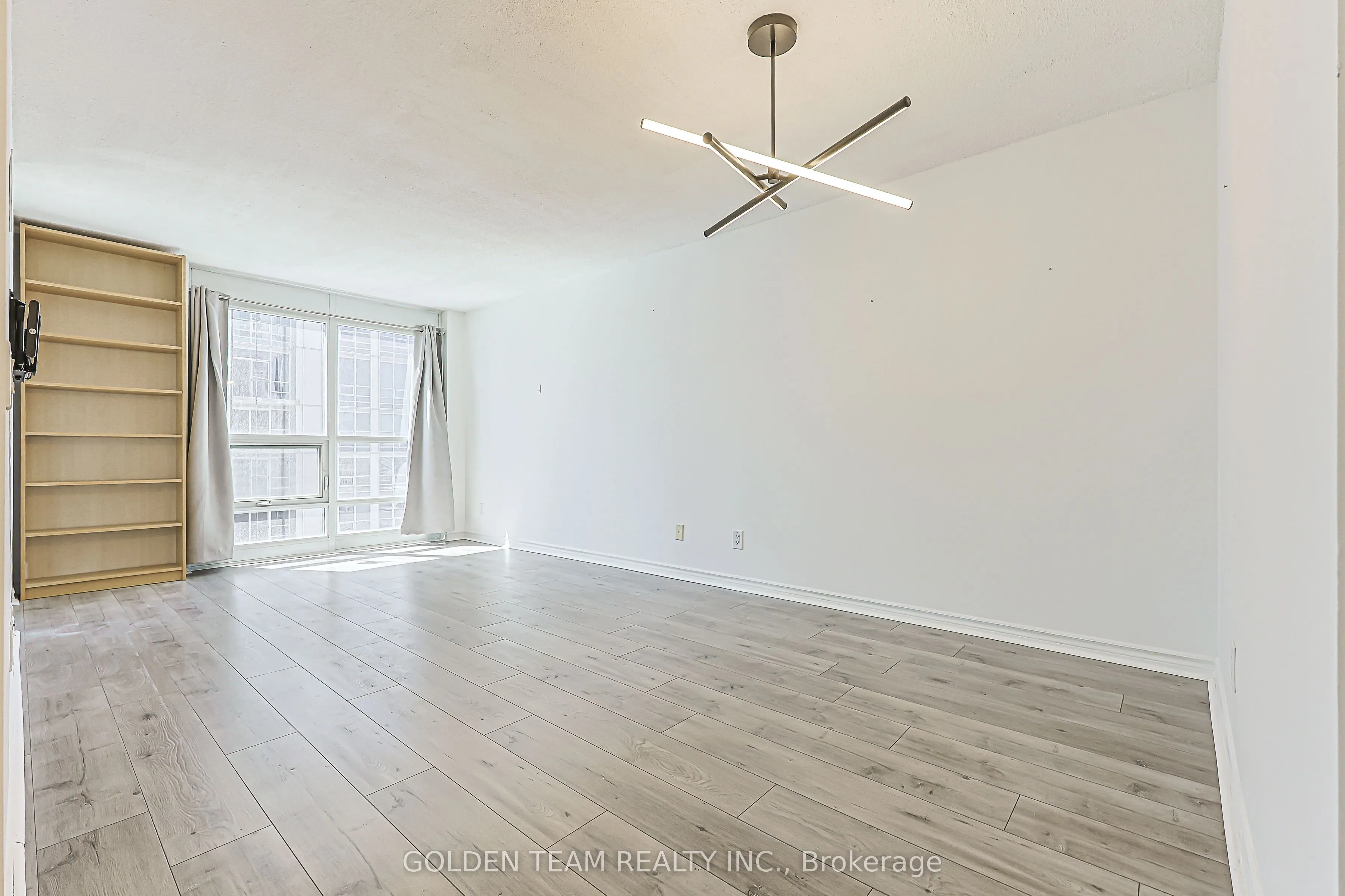 763 Bay Street #3006