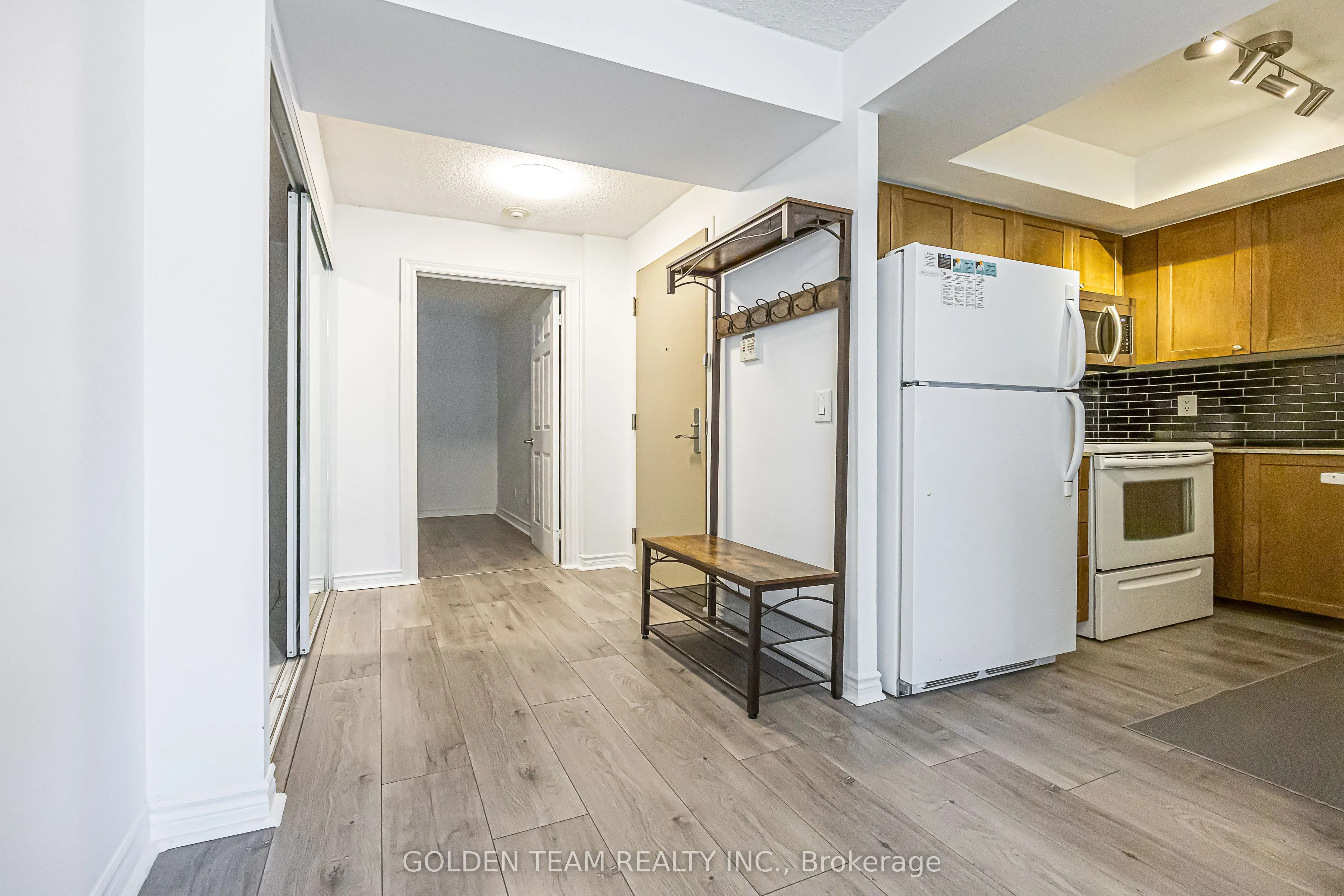 763 Bay Street #3006
